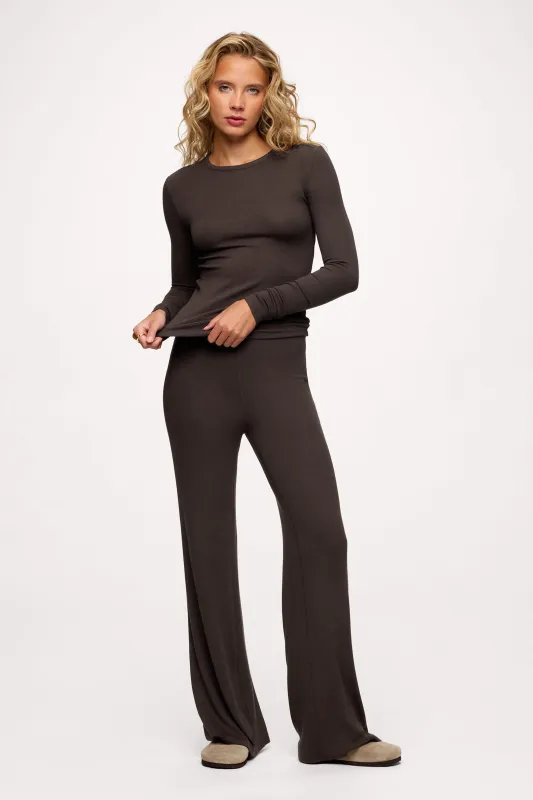 Slinky Rib Long Sleeve Shirt | Espresso sold by nuuds