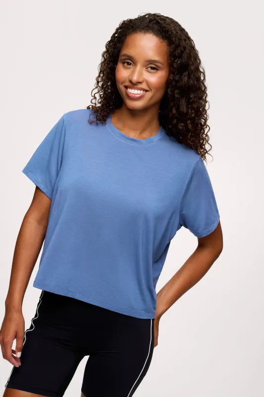 Featherweight Active Tee | Coastal made by nuuds