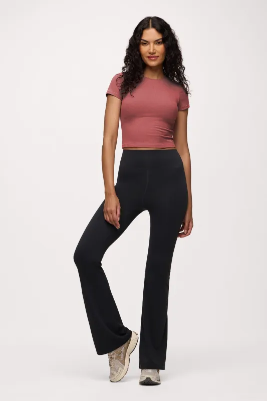 Motion Flare Legging | Ore made by nuuds