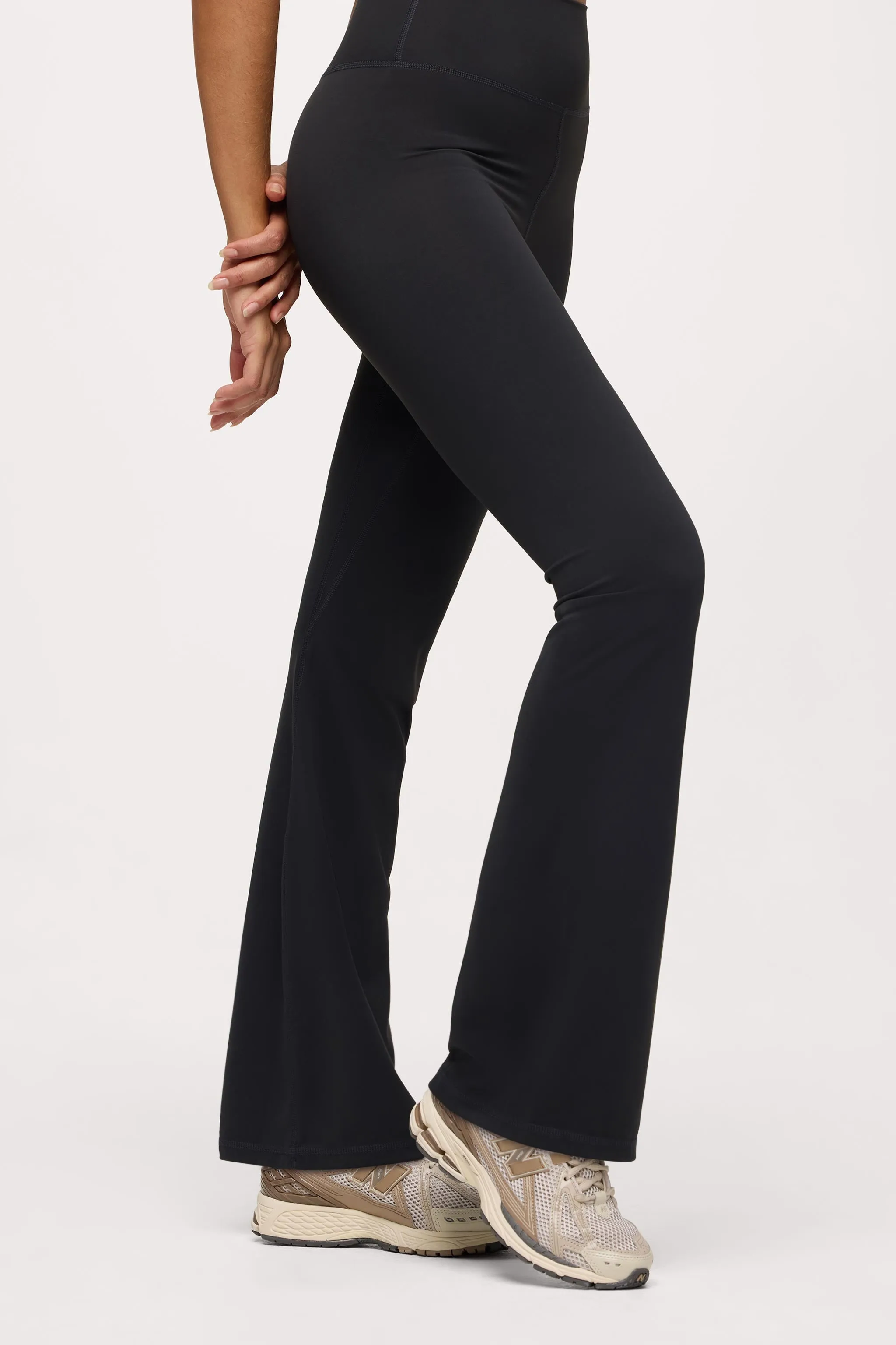Motion Flare Legging | Ore sold by nuuds product image thumbnail 3