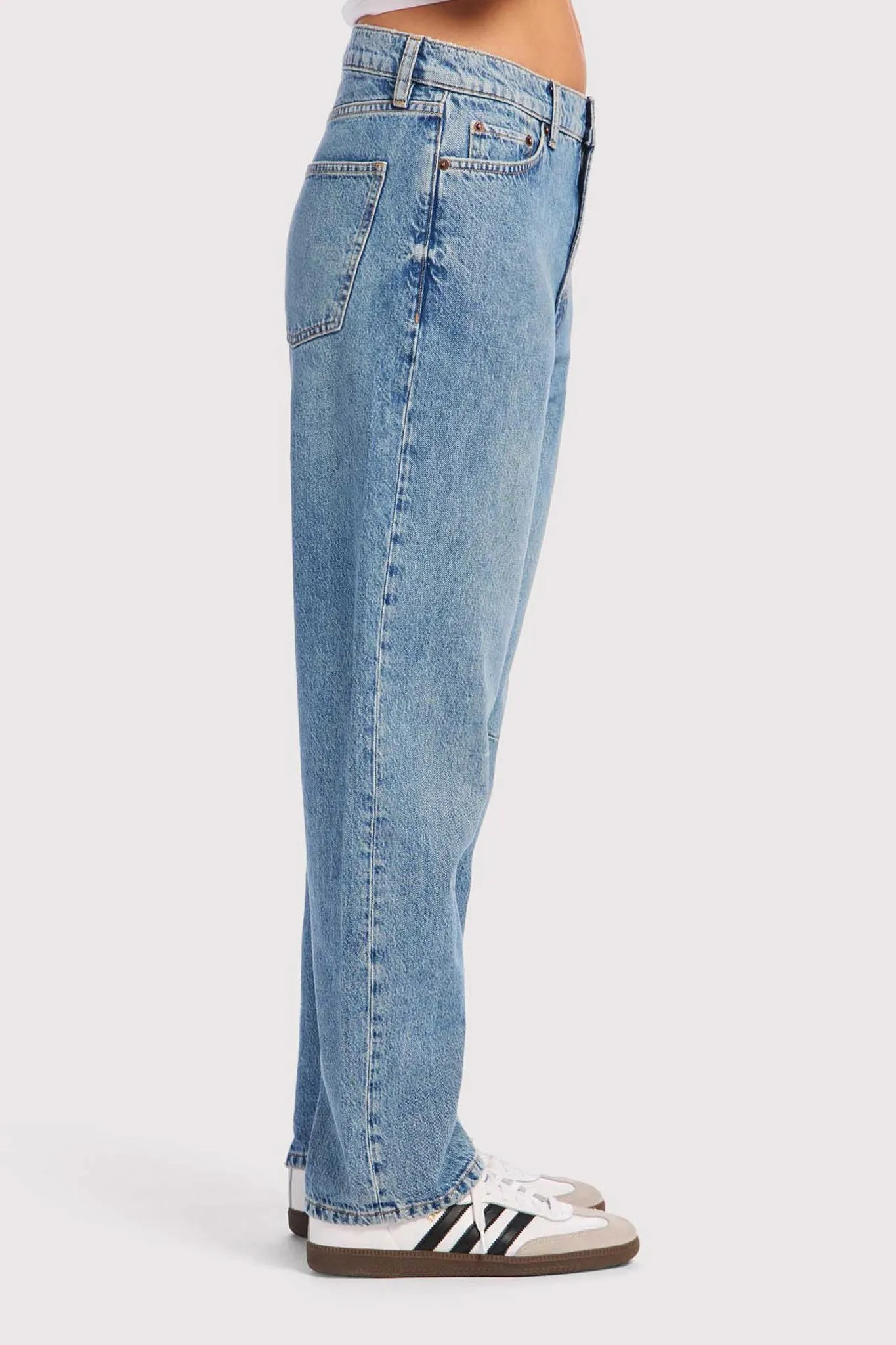 The Relaxed Taper sold by nuuds product image thumbnail 3