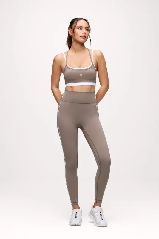 Motion Piped Legging with Pocket made by nuuds