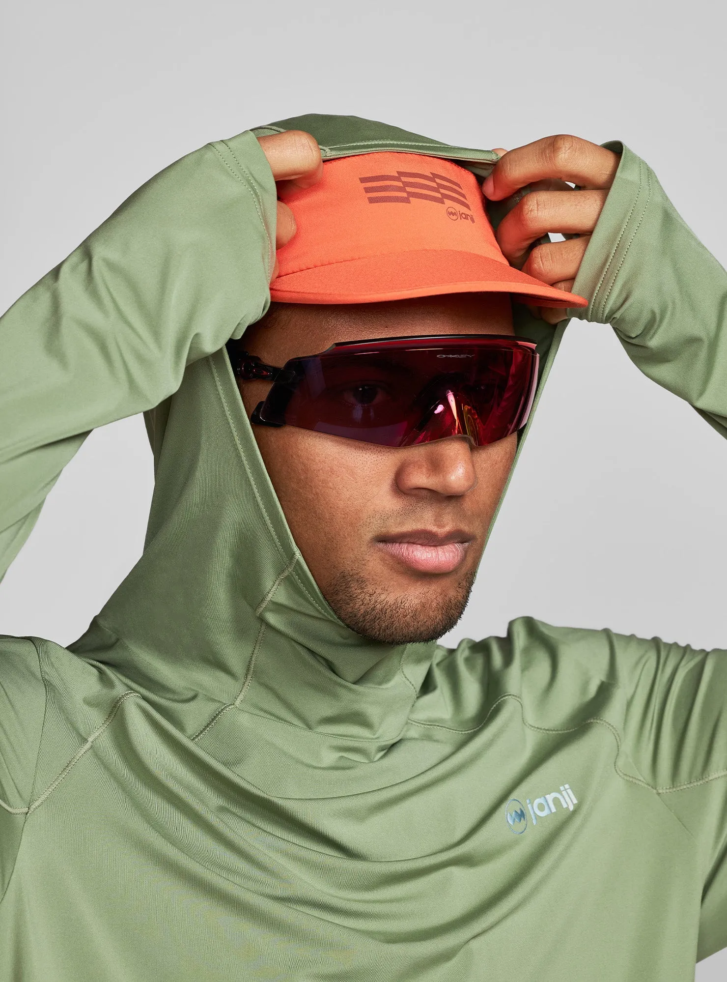 M's Sunchaser 50 Hooded Long Sleeve sold by Janji product image thumbnail 3