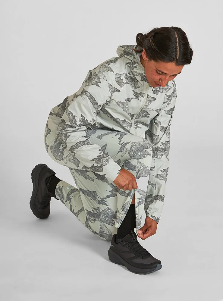 W's Atlas Tech Pant sold by Janji product image thumbnail 4