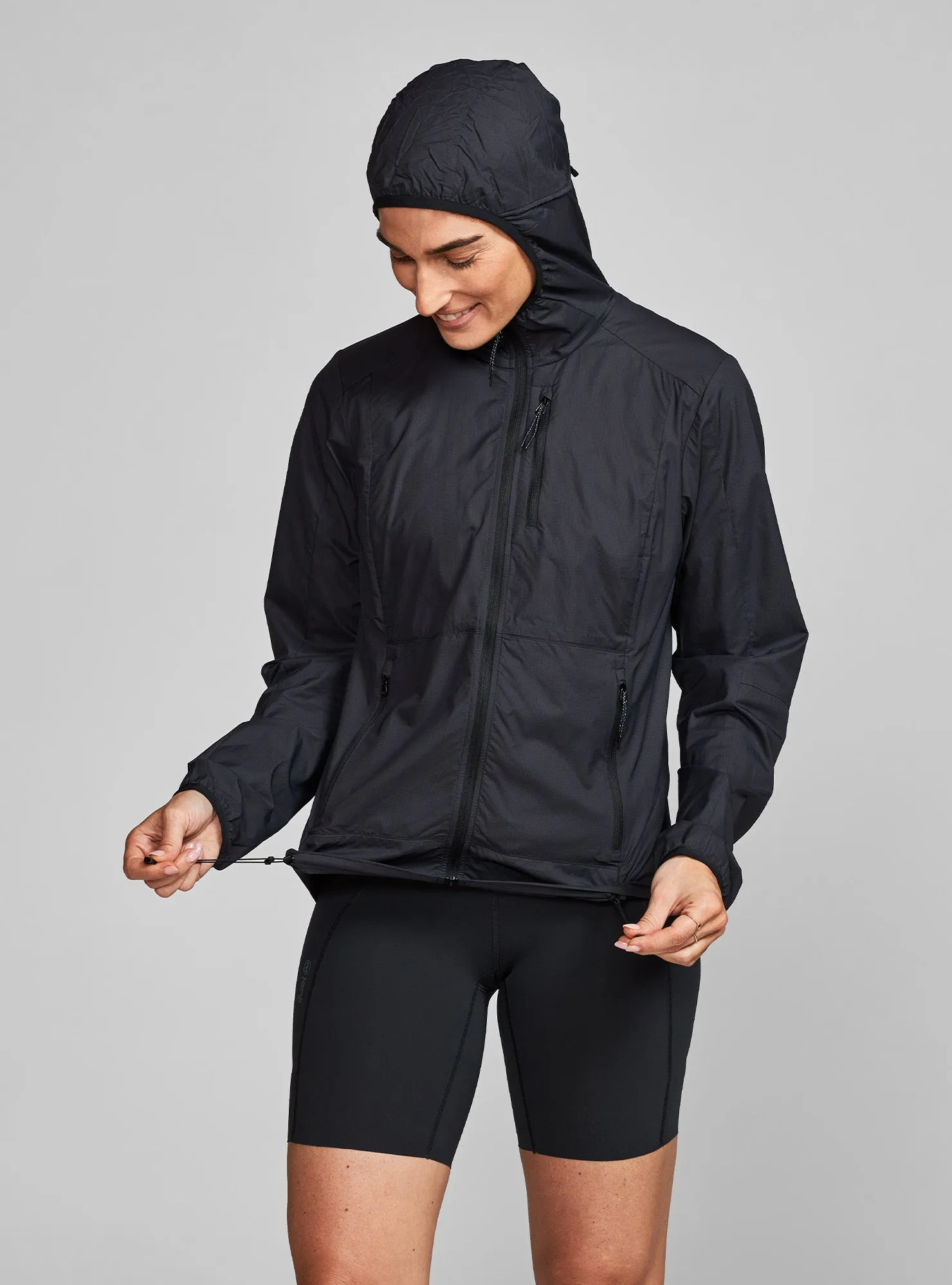 W's Zephyrunner Wind Shell sold by Janji product image thumbnail 3