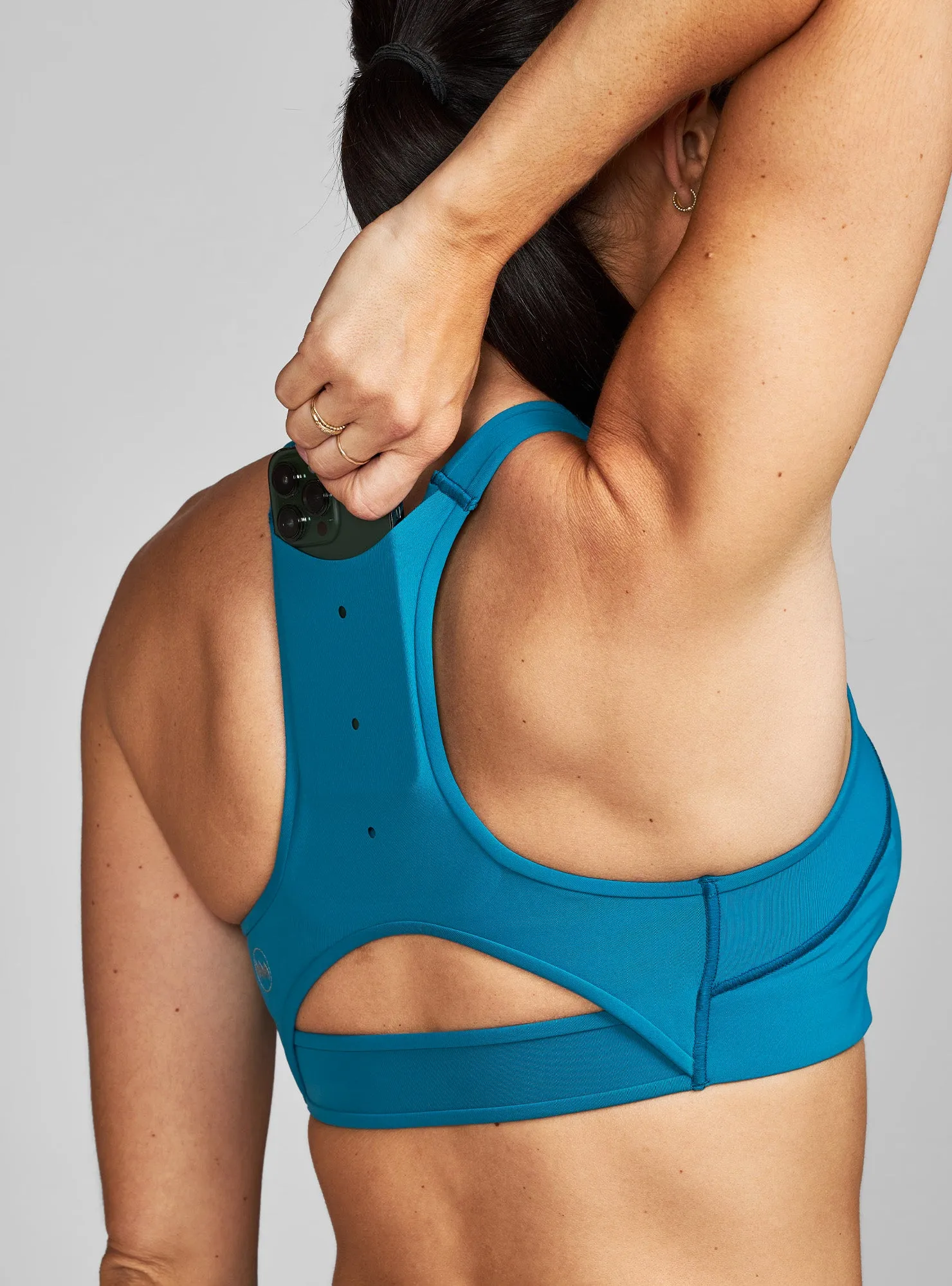 W's Ascend Sports Bra sold by Janji product image thumbnail 3