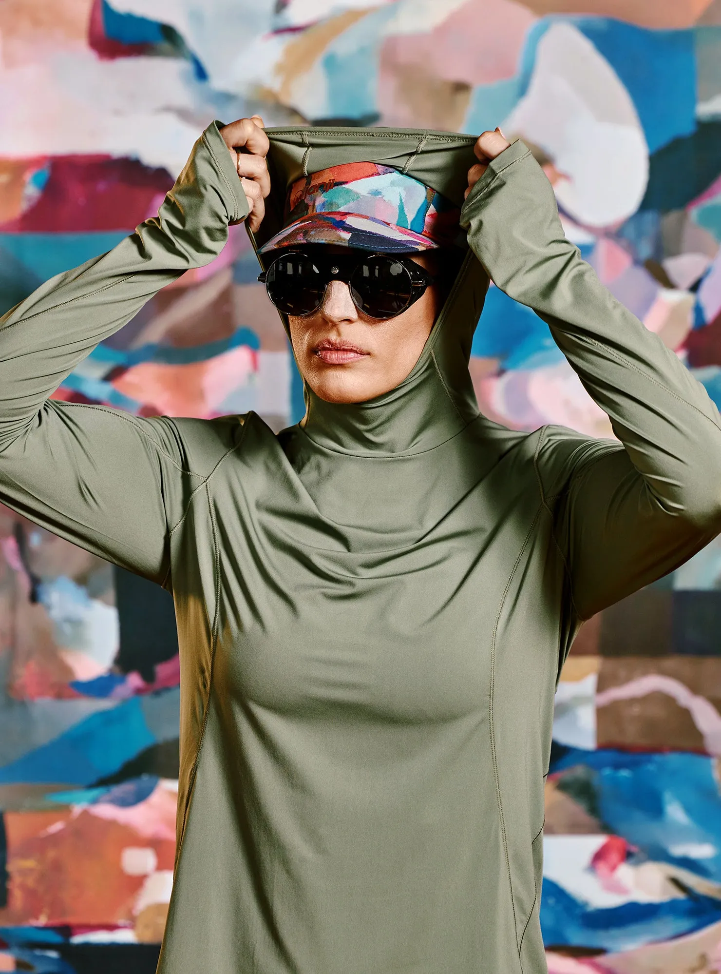 W's Sunchaser 50 Hooded Long Sleeve sold by Janji product image thumbnail 4