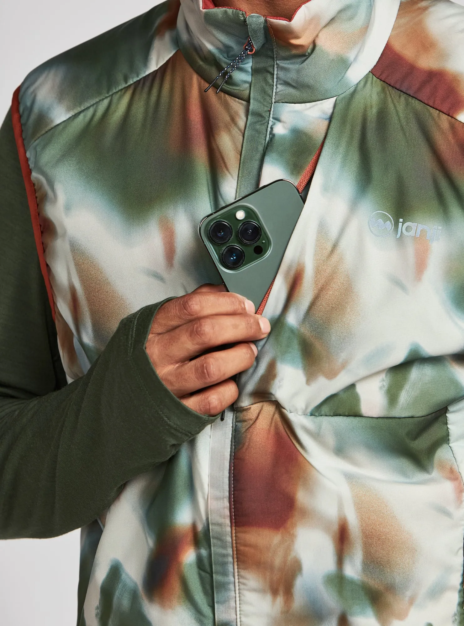 M's Thermalrunner Reversible Vest sold by Janji product image thumbnail 5