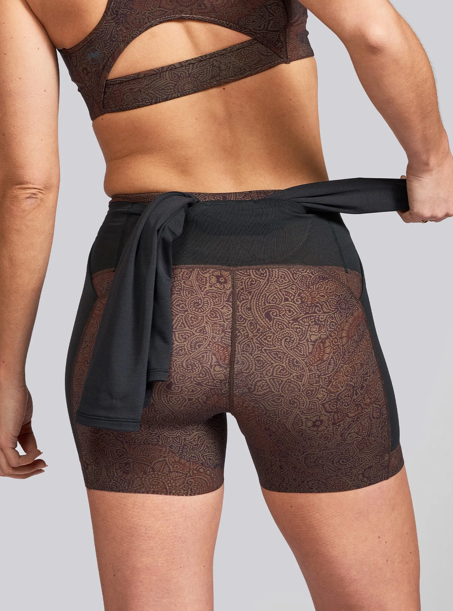 W's 4" Trail Short sold by Janji product image thumbnail 2