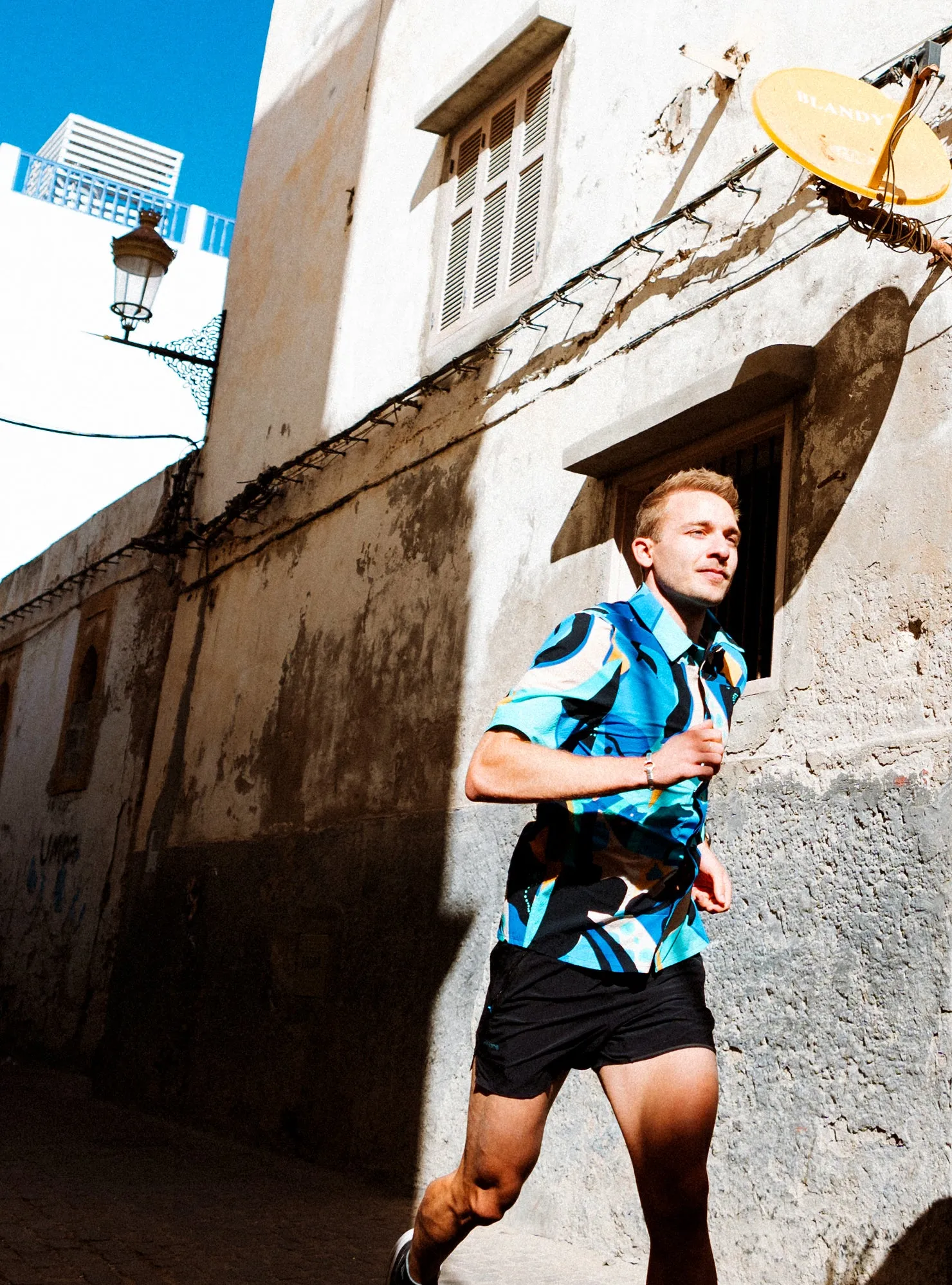 M's Trekker Snappy Shirt sold by Janji product image thumbnail 2