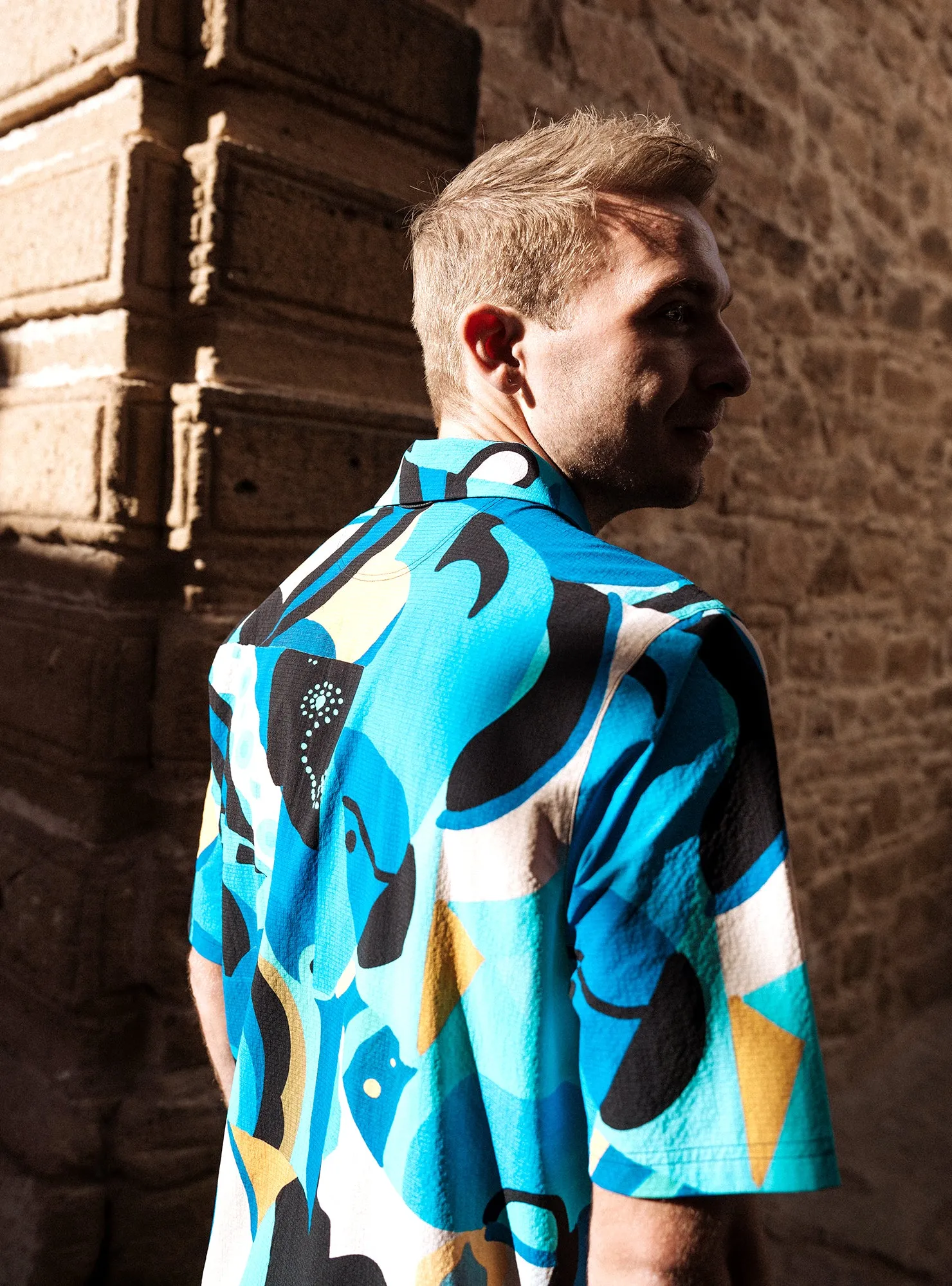 M's Trekker Snappy Shirt sold by Janji product image thumbnail 4