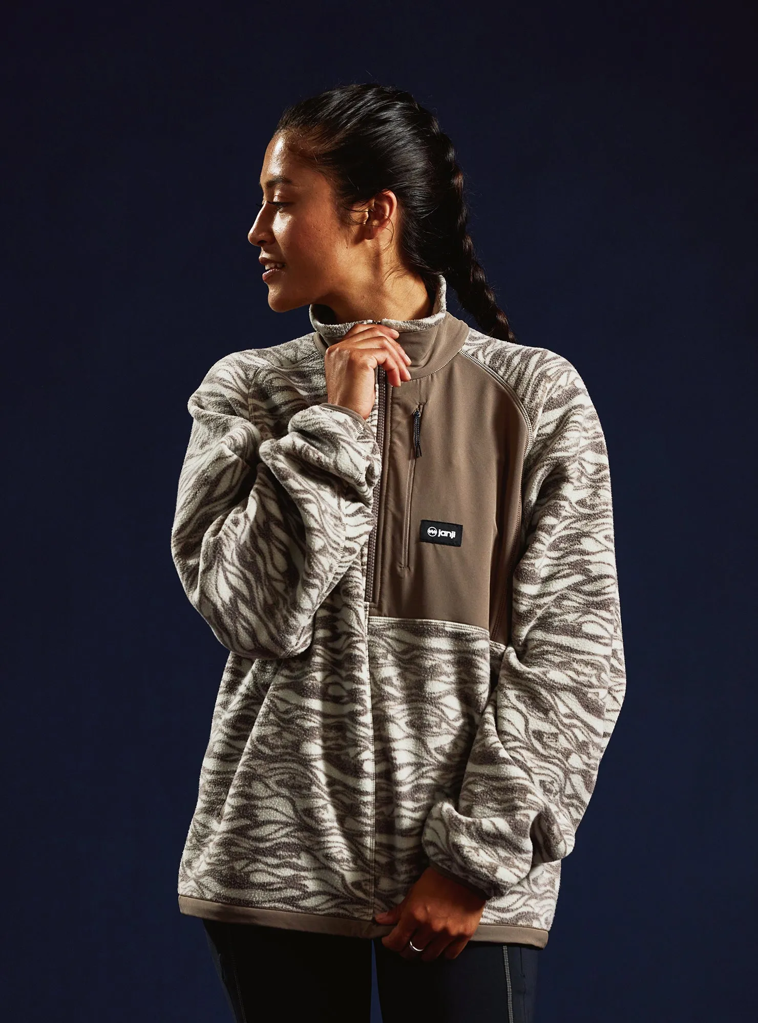 Unisex Runaround Fleece Half-Zip sold by Janji product image thumbnail 2