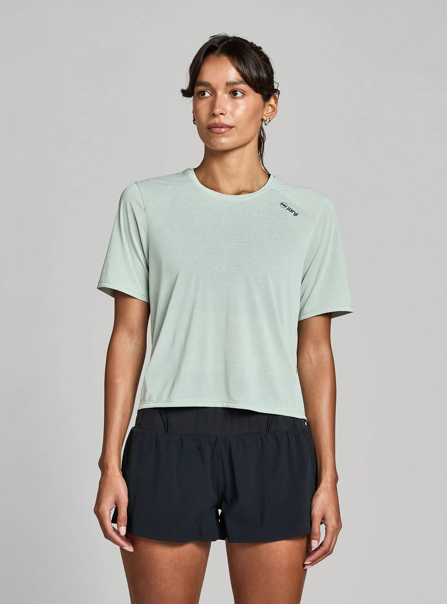 W's Pinnacle RD Gossamer Tee sold by Janji product image thumbnail 5
