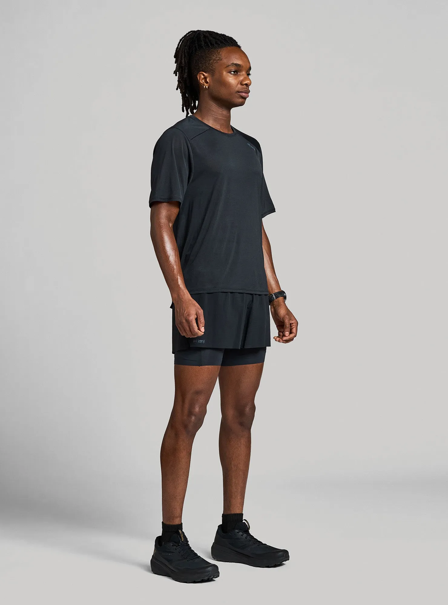M's Pinnacle RD Gossamer Tee sold by Janji product image thumbnail 4