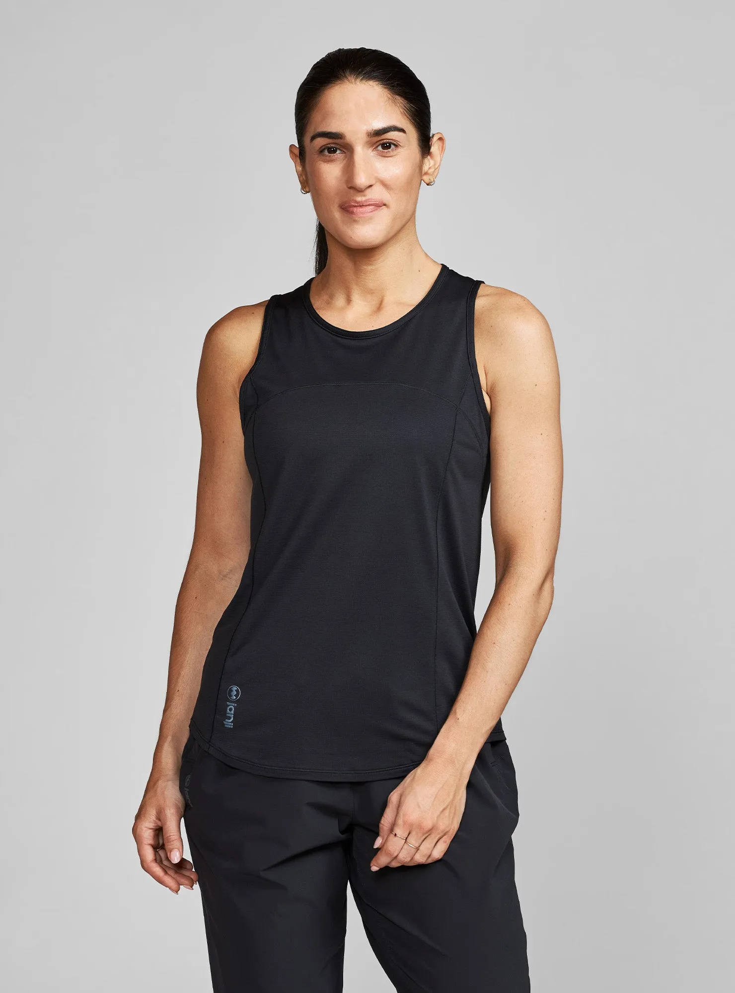 W's Run All Day Tank sold by Janji product image thumbnail 2
