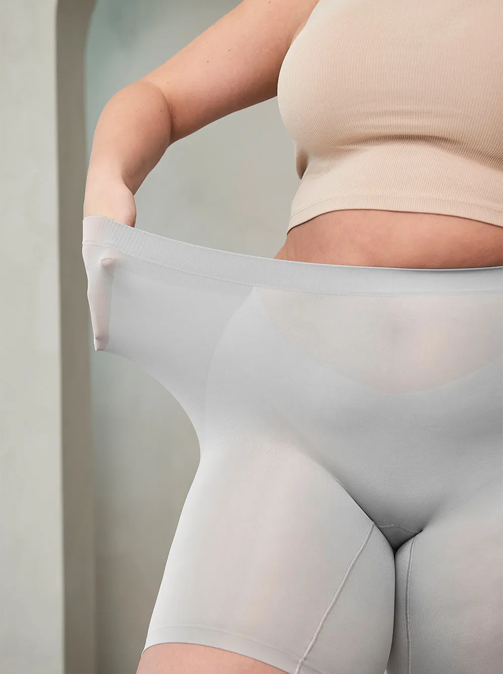 The Cooling 7" Dove sold by Thigh Society product image thumbnail 2