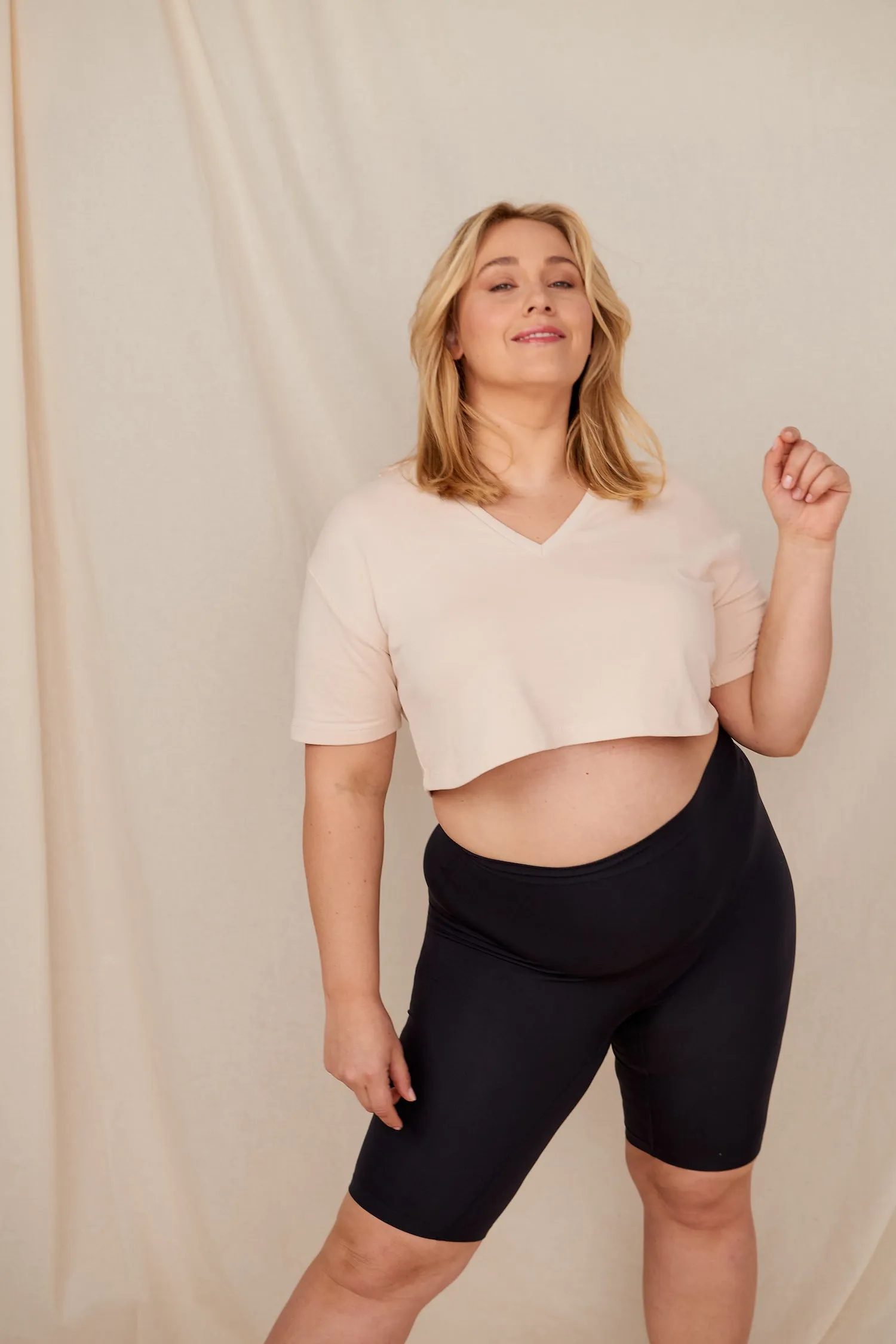 The Staple 9" Black sold by Thigh Society product image thumbnail 4