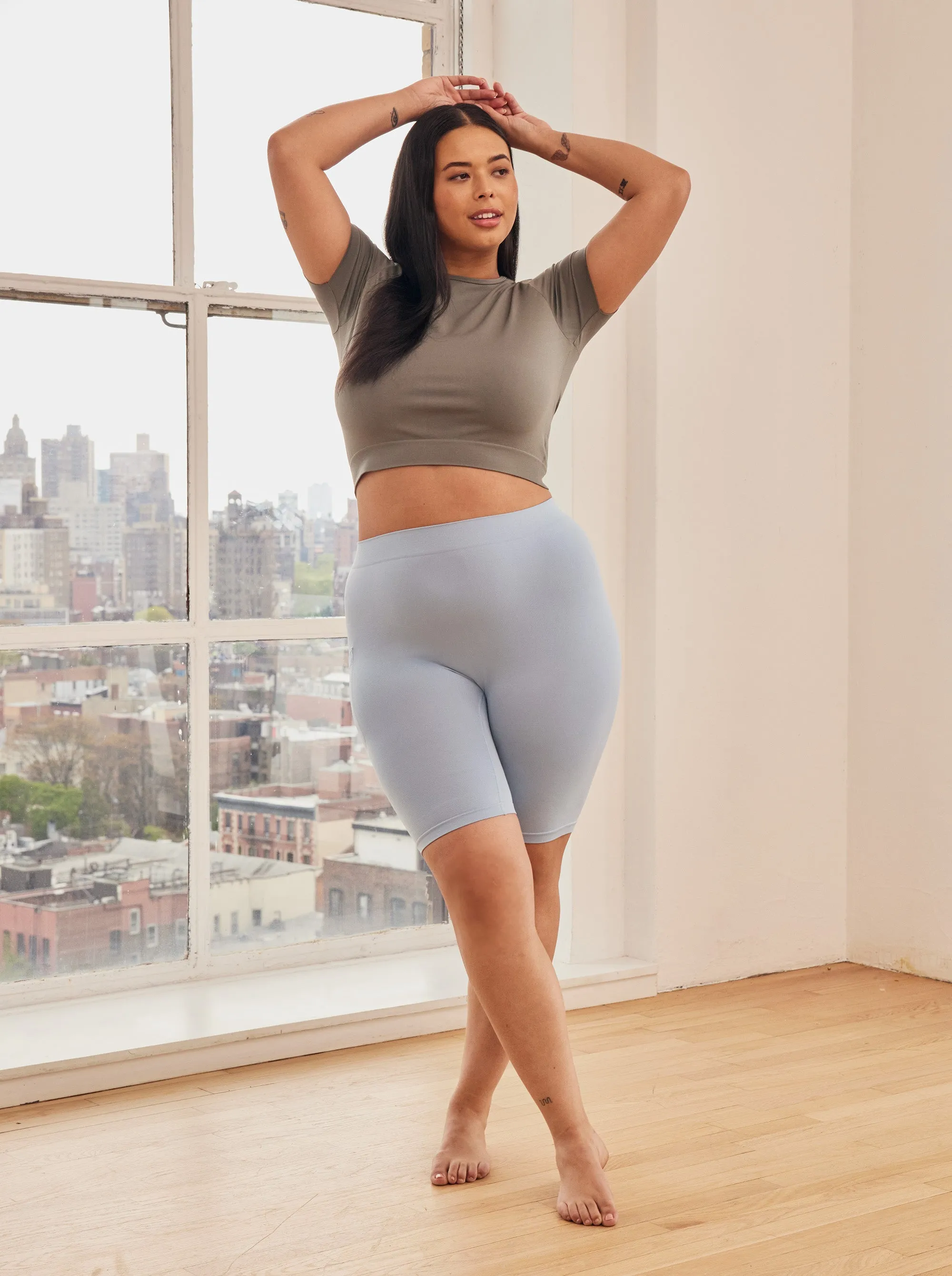 The Cargo 9" Chambray sold by Thigh Society product image thumbnail 5