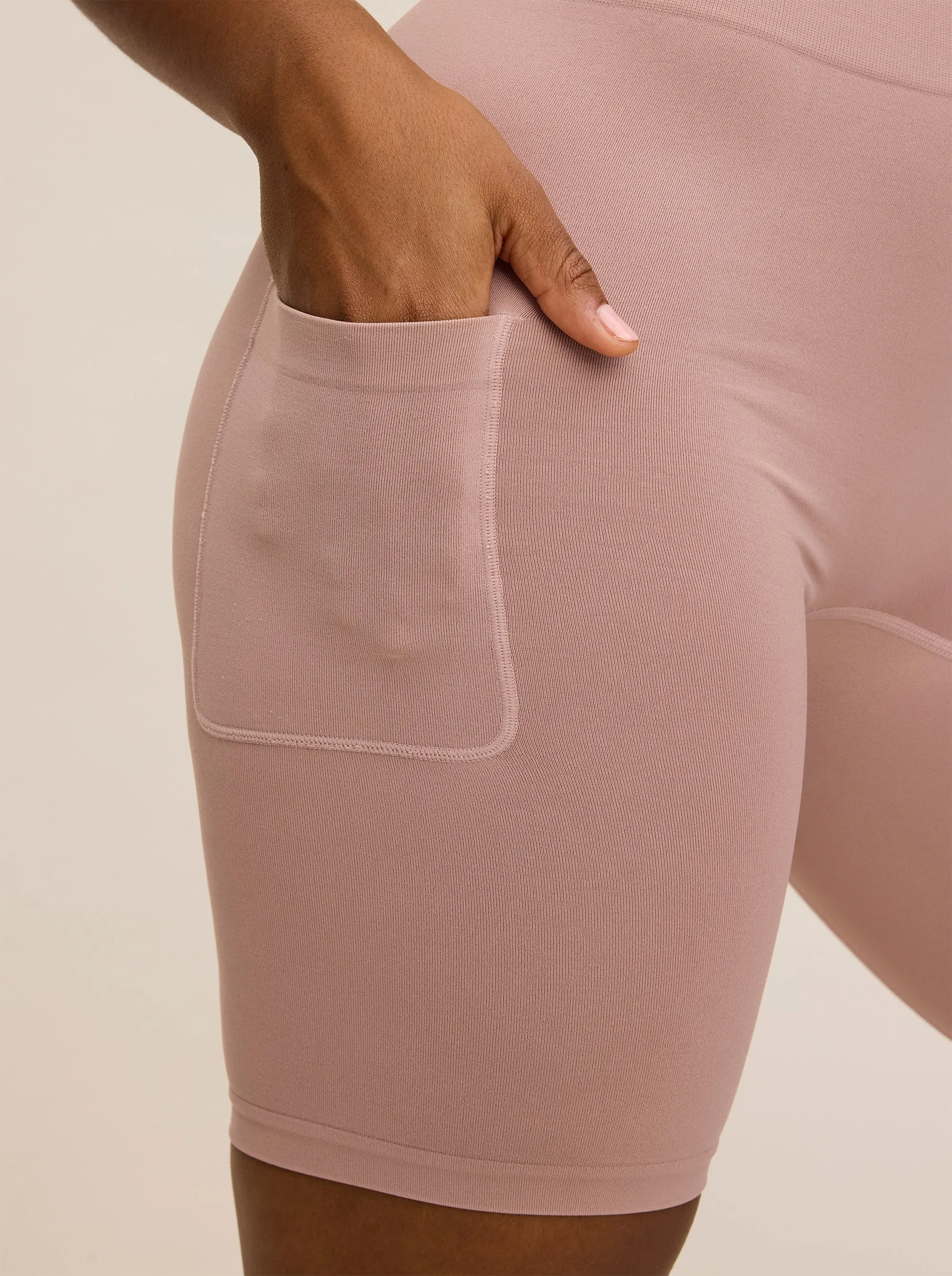 The Cargo 7" Sandstone sold by Thigh Society product image thumbnail 4