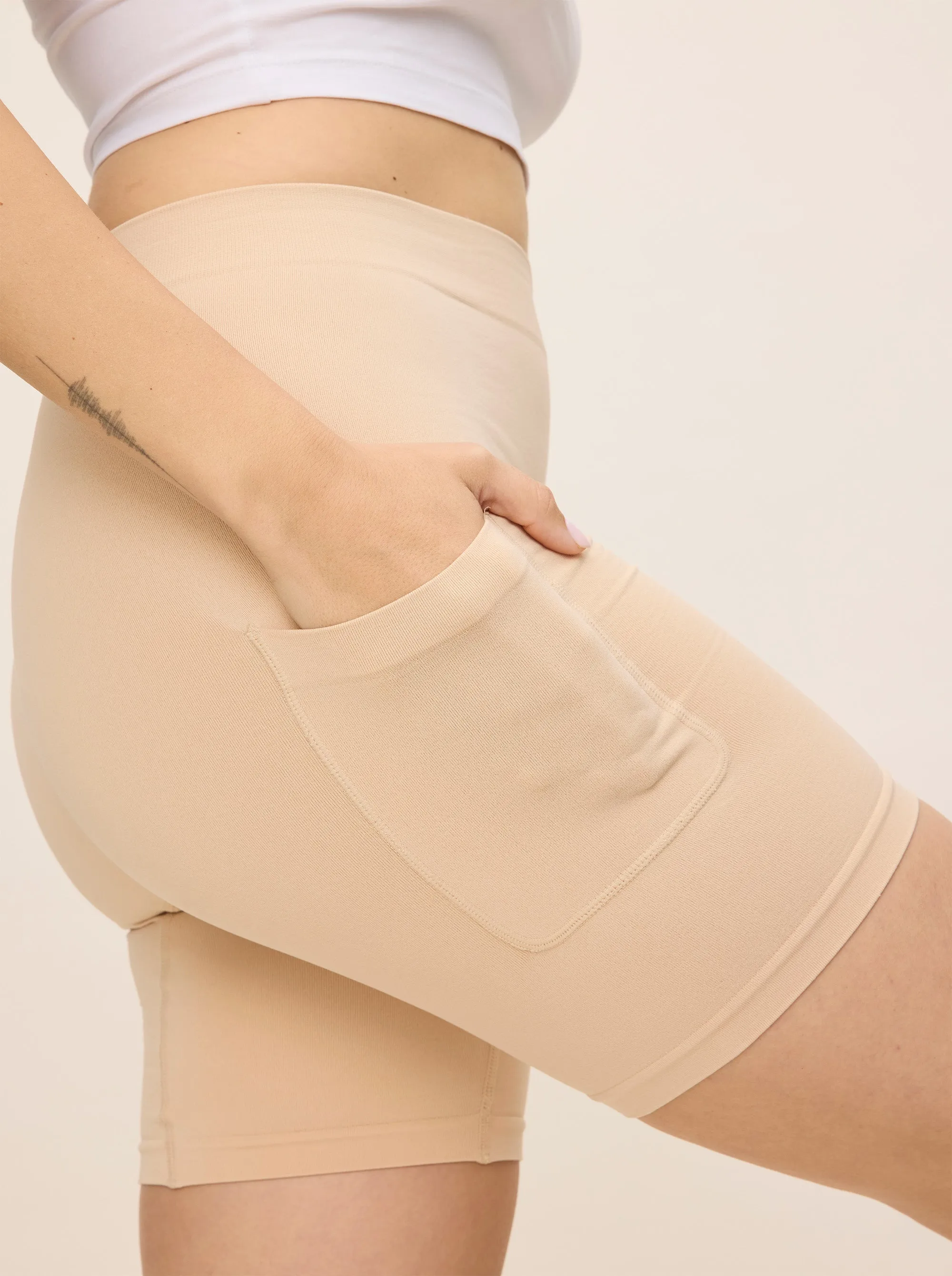 The Cargo 7" Beige sold by Thigh Society product image thumbnail 2