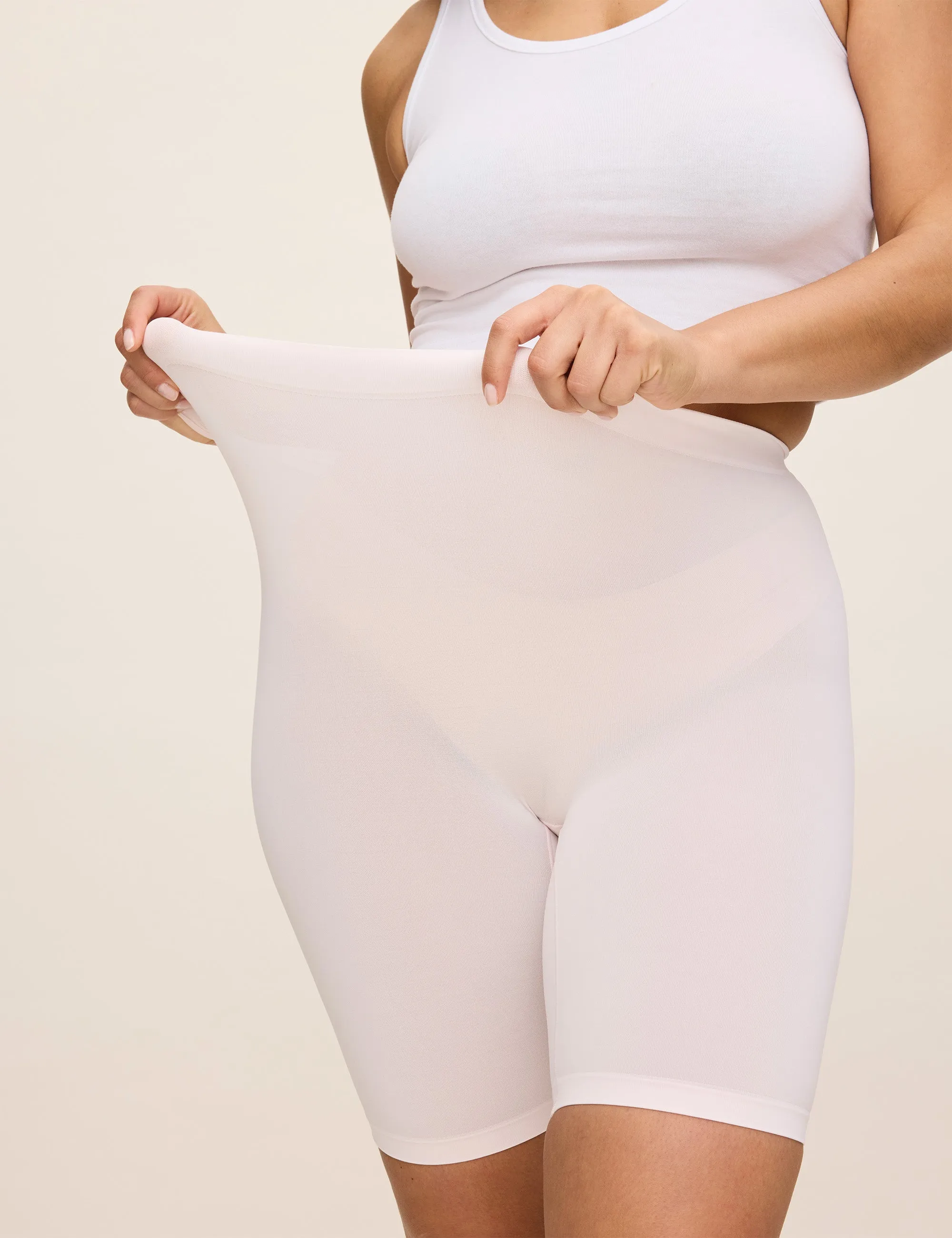 The Cooling 7" Whisper sold by Thigh Society product image thumbnail 4