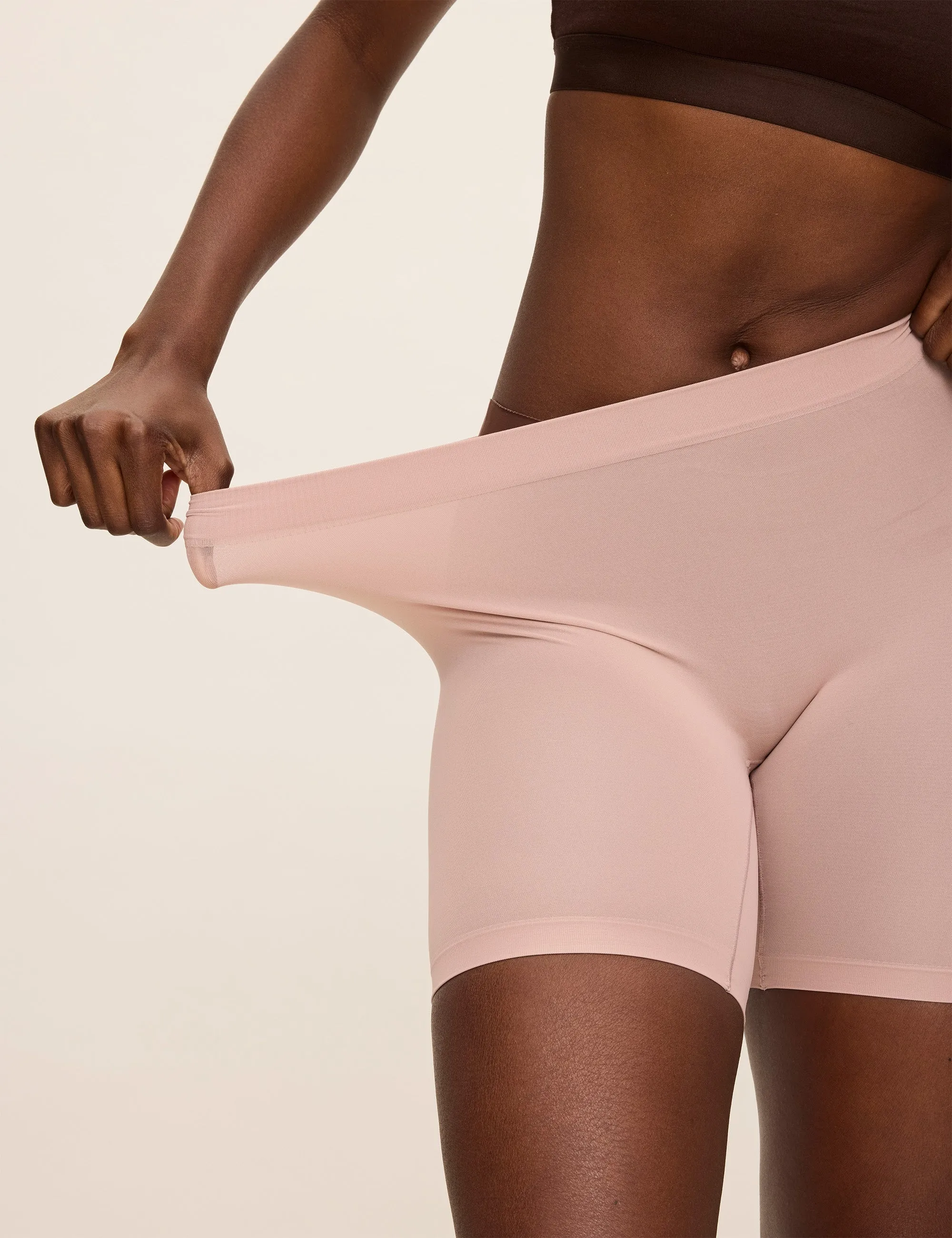 The Cooling 5" Sandstone sold by Thigh Society product image thumbnail 4