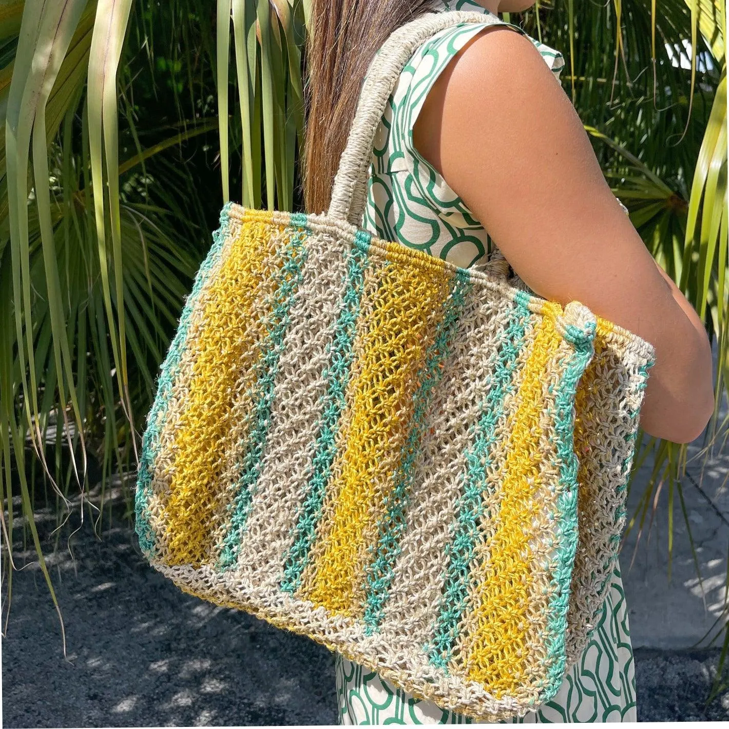 the jacksons london seaside picnic bag sold by minnow product image thumbnail 2