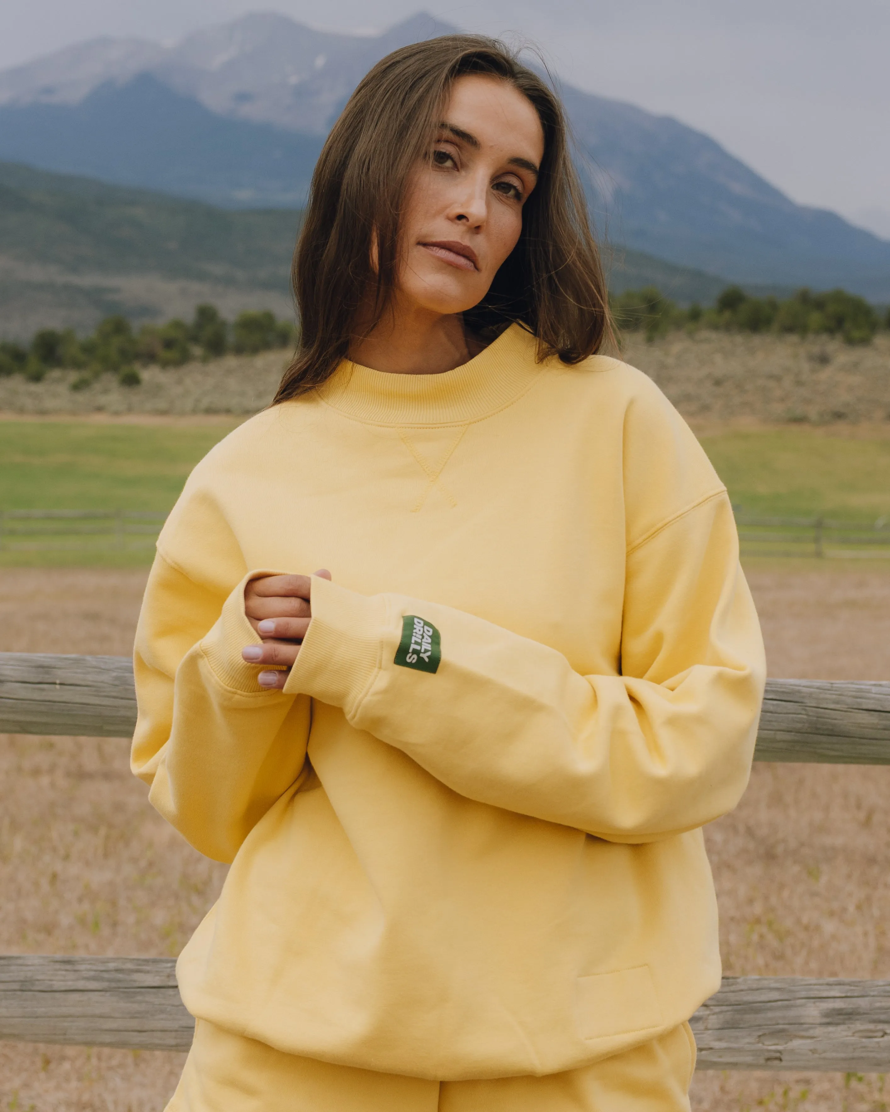 Fleece Vintage Crew - Sunny sold by Daily Drills