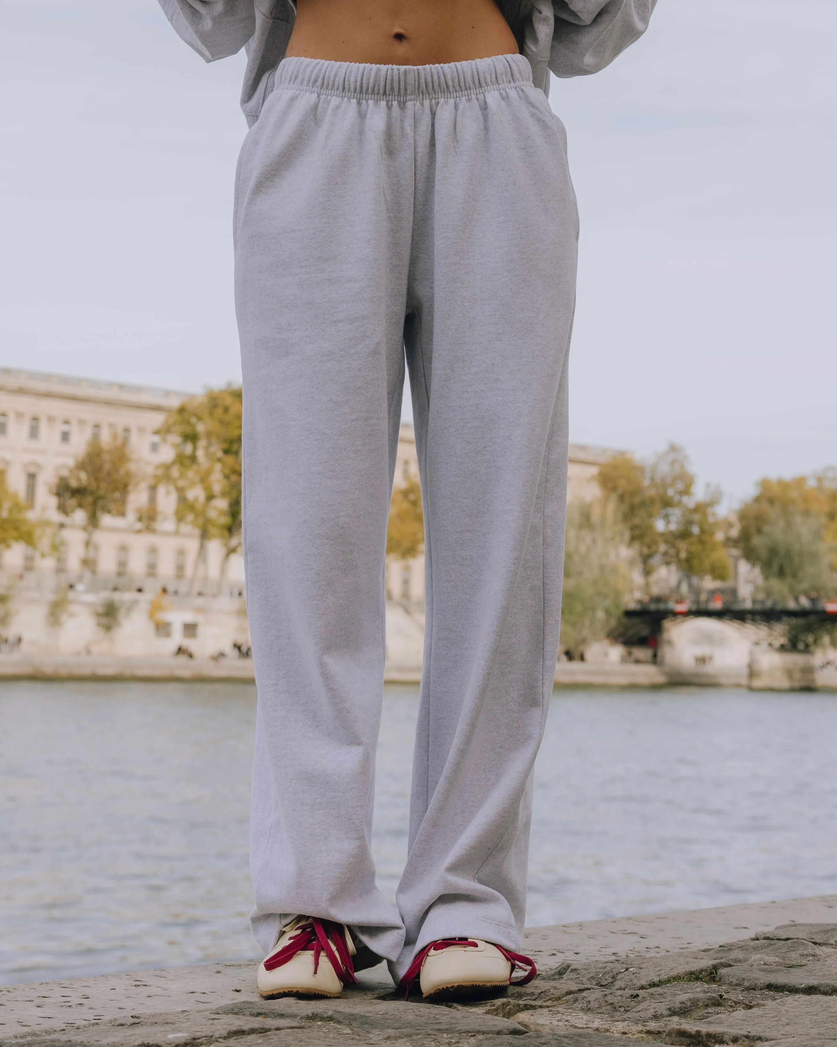 Fleece Straight Leg Sweatpants - Heather Grey sold by Daily Drills