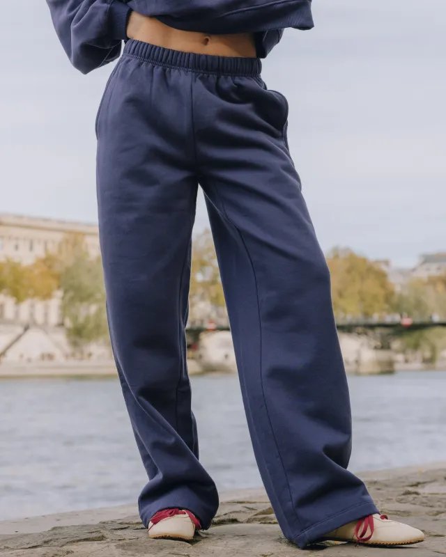 Fleece Straight Leg Sweatpants - Navy sold by Daily Drills