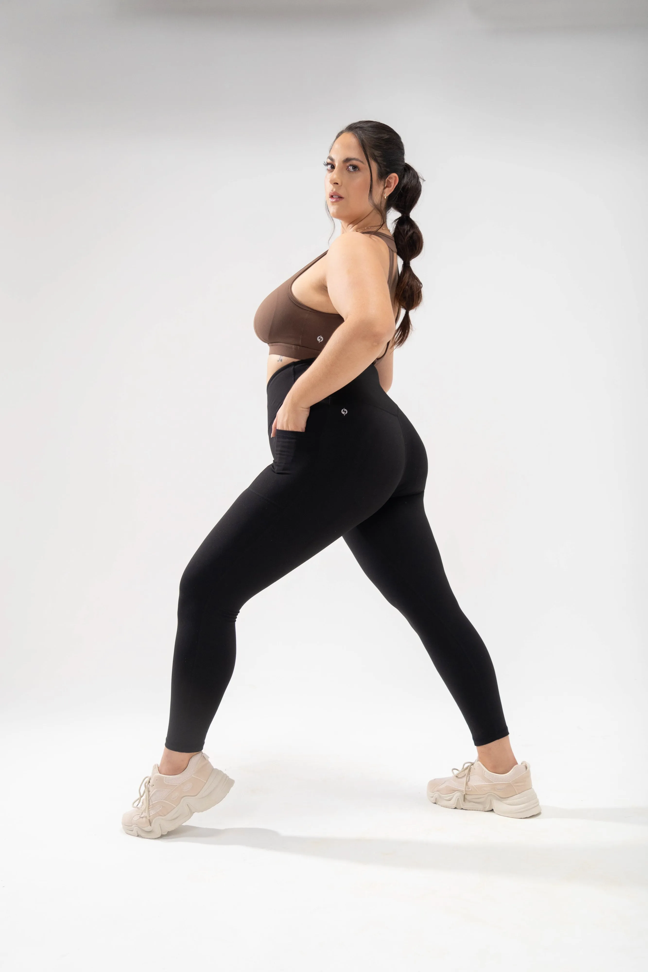 Crisscross Hourglass Legging™ with Pockets - Black sold by POPFLEX product image thumbnail 3