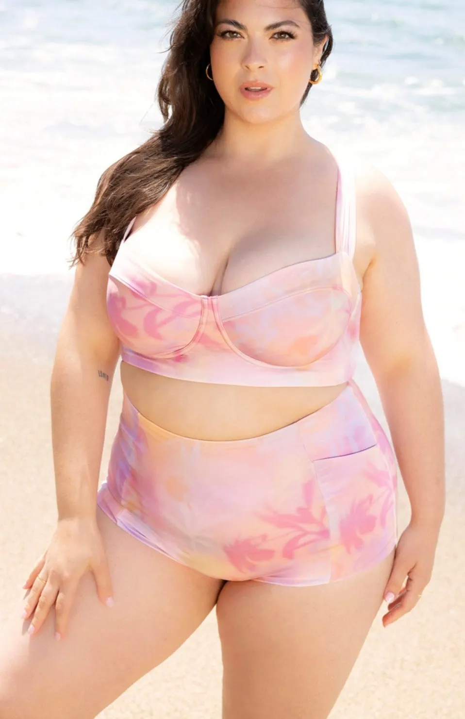 Sand Dollar Surf Shorts with Pockets - Floral Haze sold by POPFLEX product image thumbnail 3