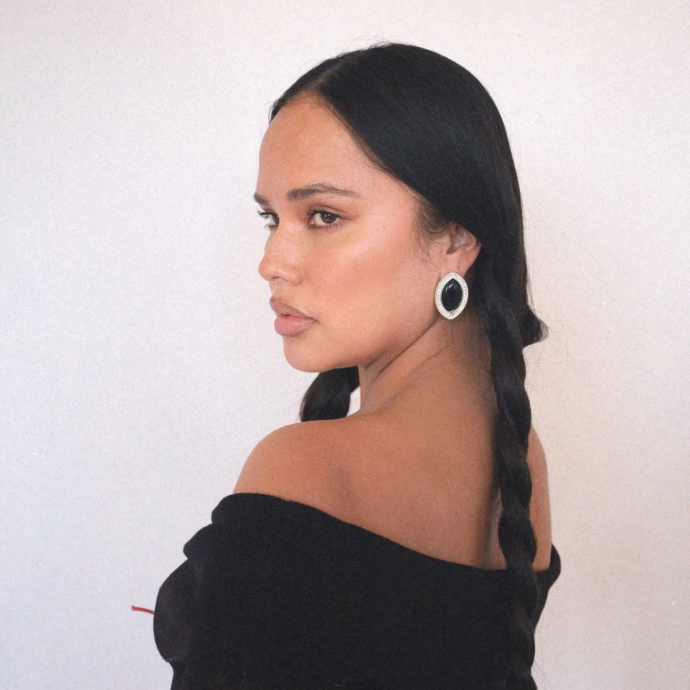 LE NOIR sold by Heaven Mayhem product image thumbnail 3