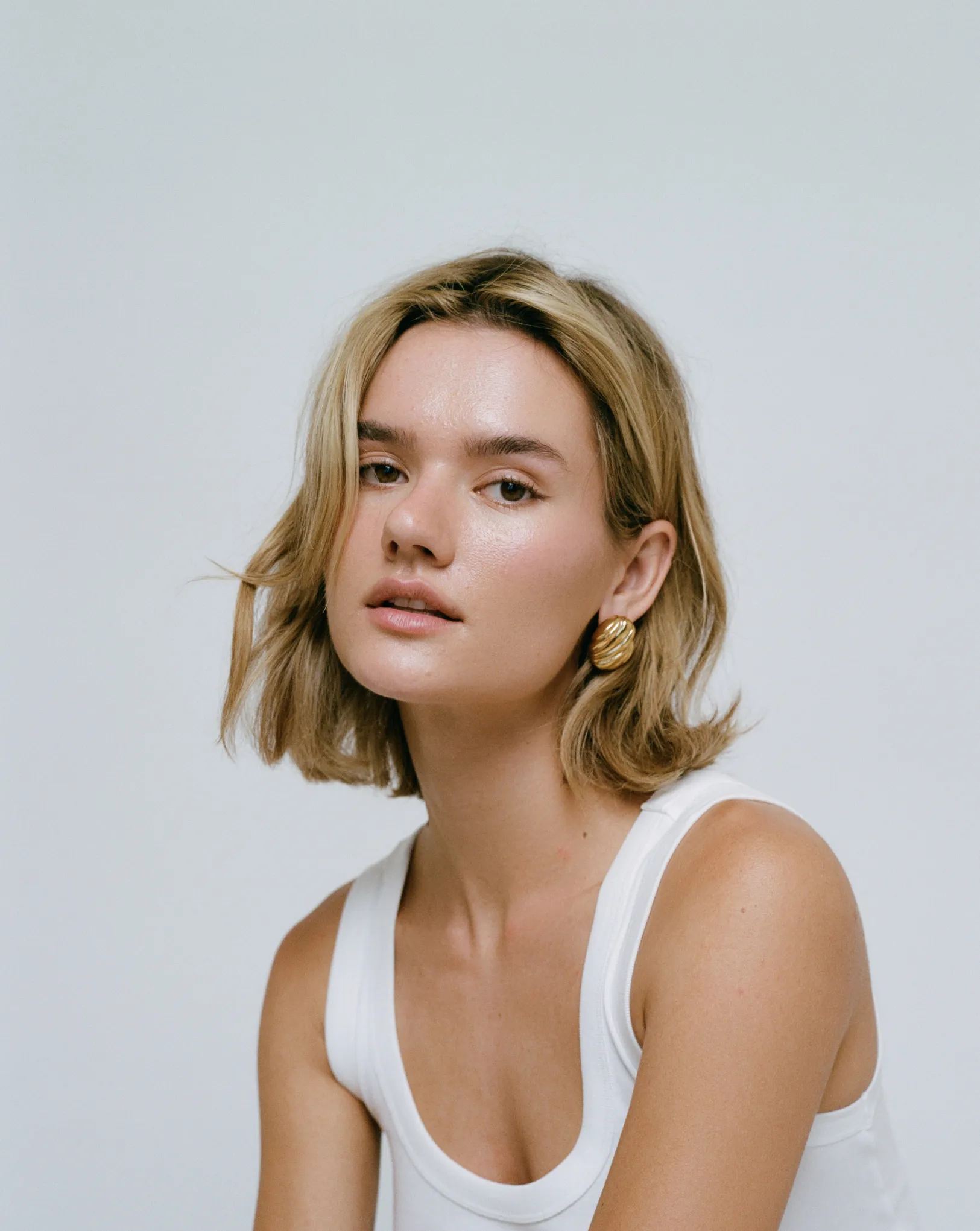 HIVE GOLD CLIP-ON EARRINGS sold by Heaven Mayhem product image thumbnail 4