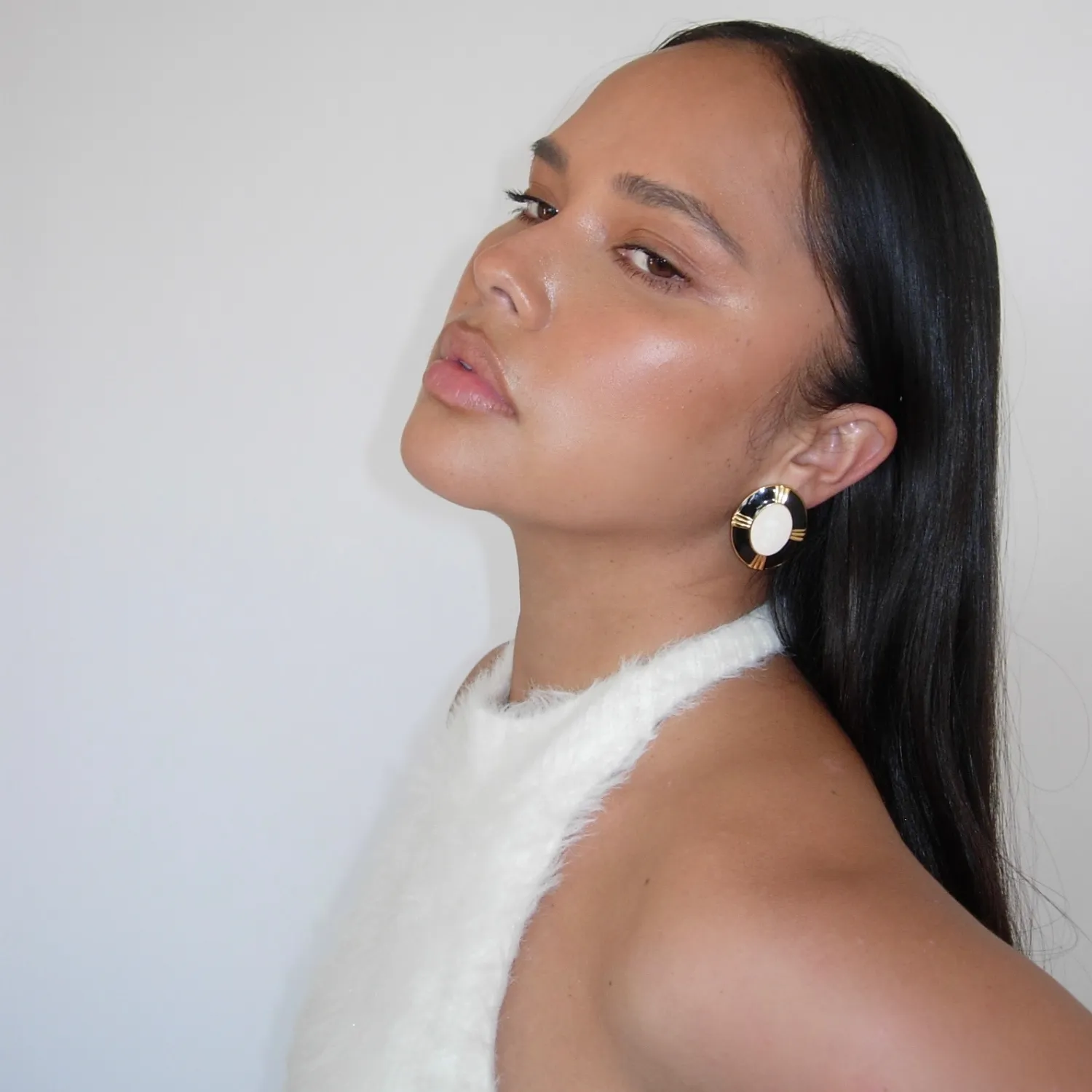 CREST WHITE sold by Heaven Mayhem product image thumbnail 2