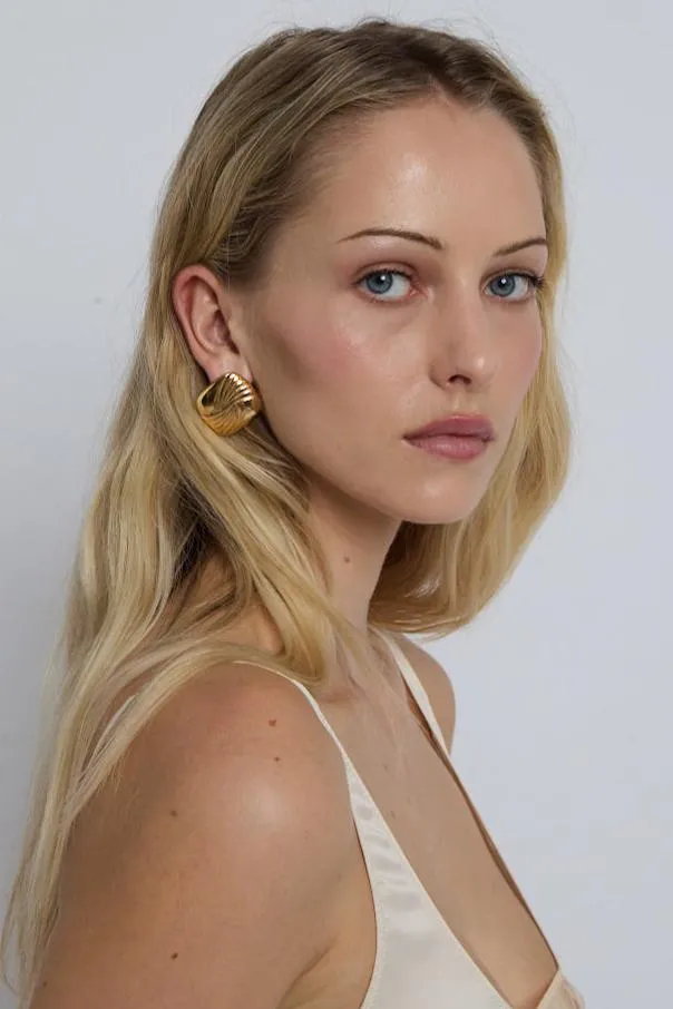 TABI EARRINGS sold by Heaven Mayhem product image thumbnail 4