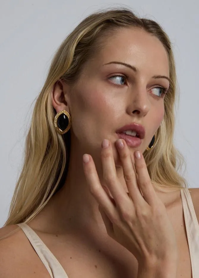 NOIR sold by Heaven Mayhem product image thumbnail 2