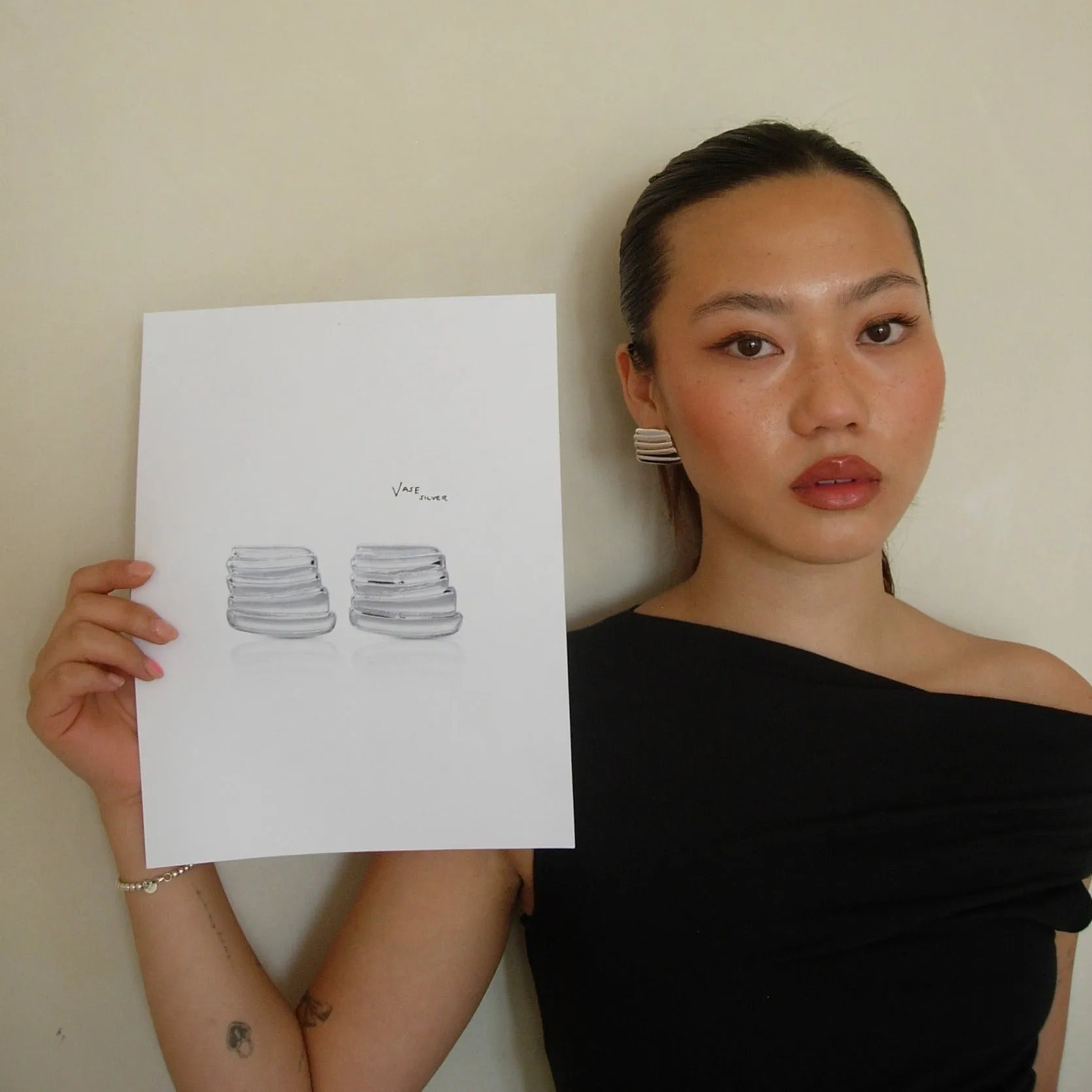 VASE SILVER sold by Heaven Mayhem product image thumbnail 4