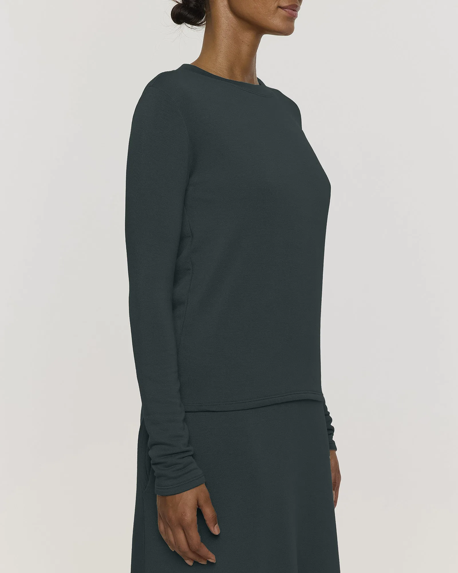 The Classic Crew App Exclusive sold by Bleusalt product image thumbnail 3