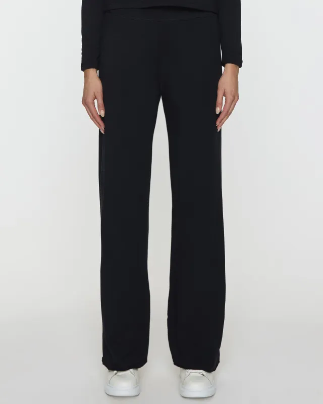 Capsule Cindy Pant sold by Bleusalt