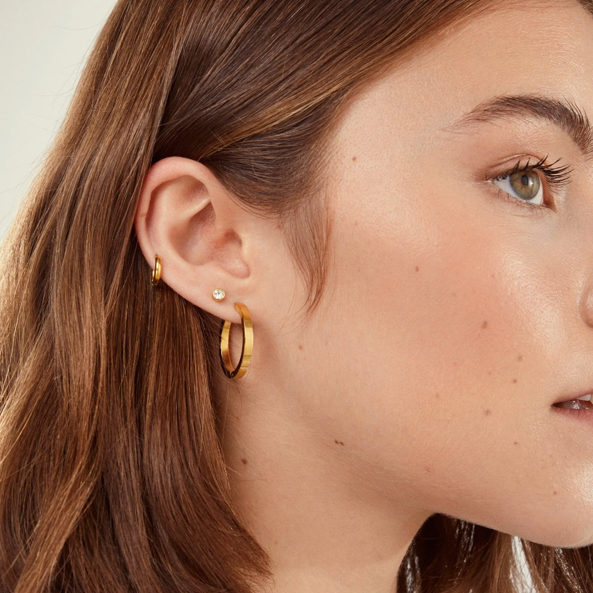 Single Mini Rooftop Huggie Hoop Earring sold by Tini Lux product image thumbnail 2