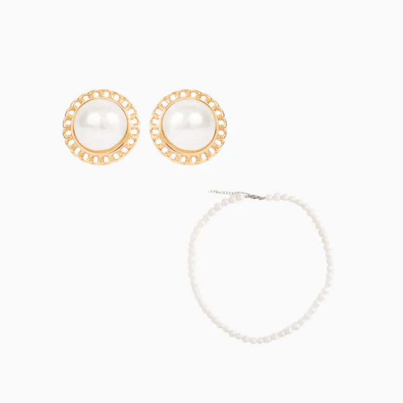 Vintage Pearl Bundle sold by Tini Lux