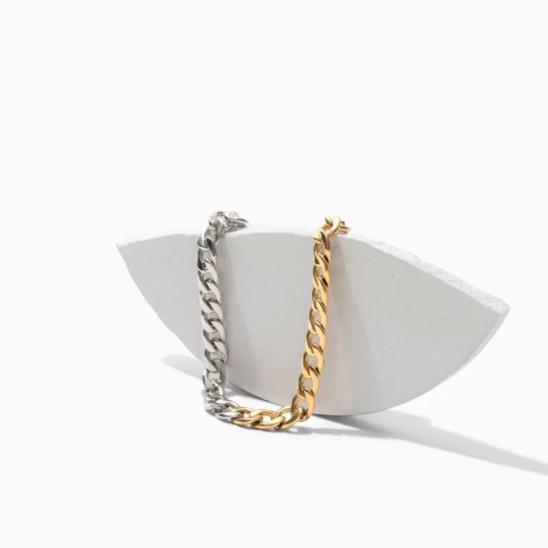 Chloe Necklace made by Tini Lux