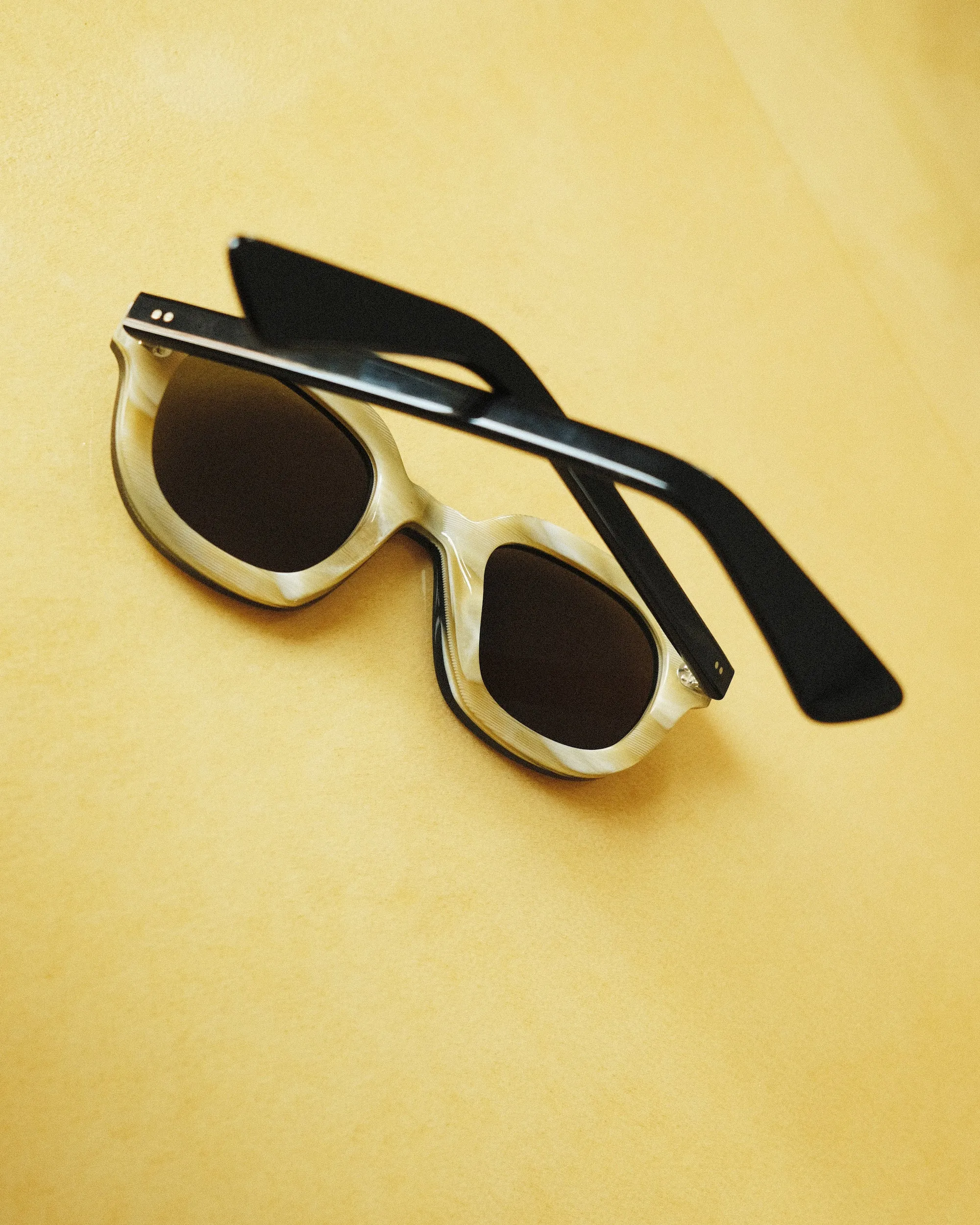 Lesca Lunetier x Tombolo (Charcoal Organic Lenses) sold by Tombolo product image thumbnail 3