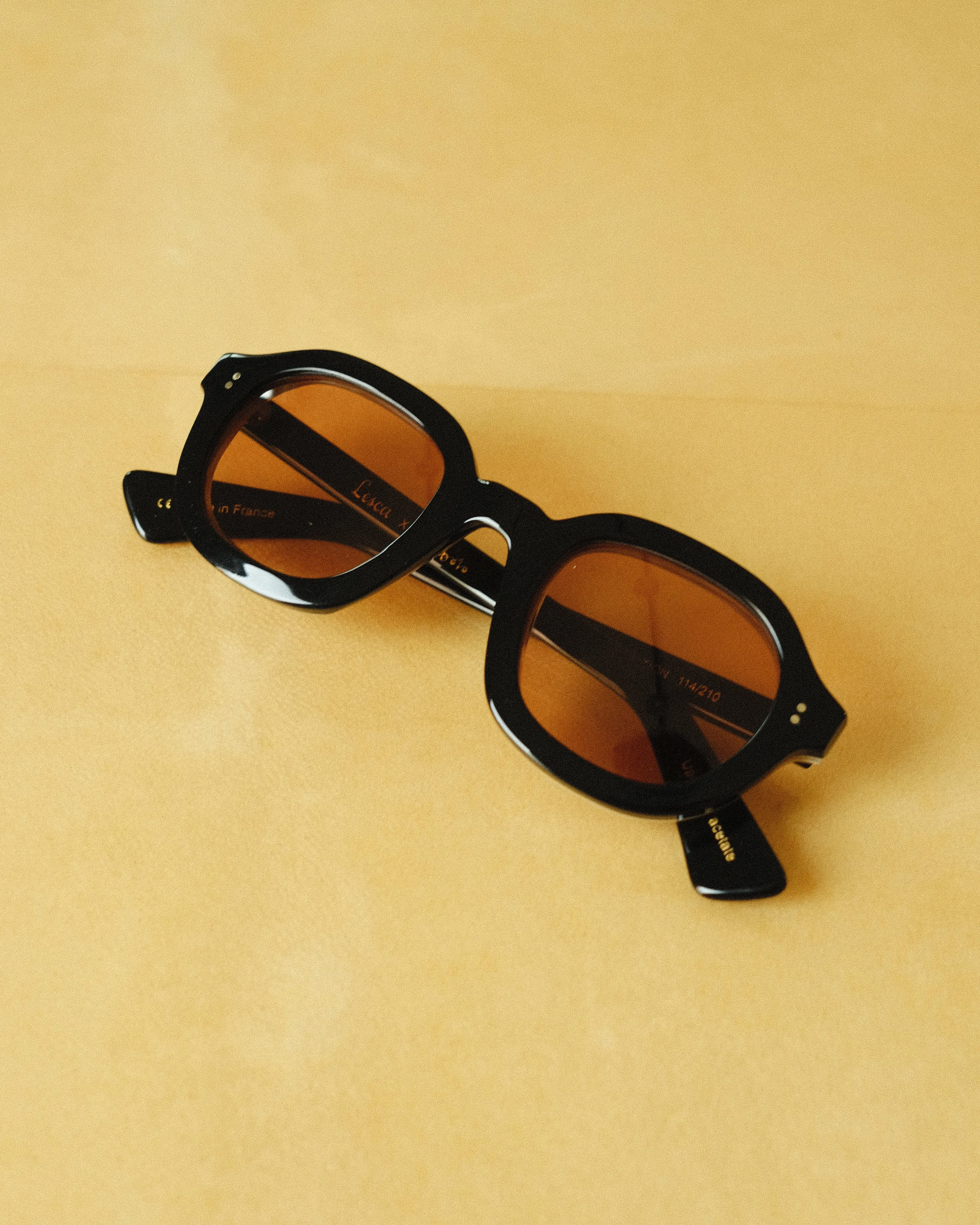 Lesca Lunetier x Tombolo (Coral Mineral Lenses) sold by Tombolo product image thumbnail 2