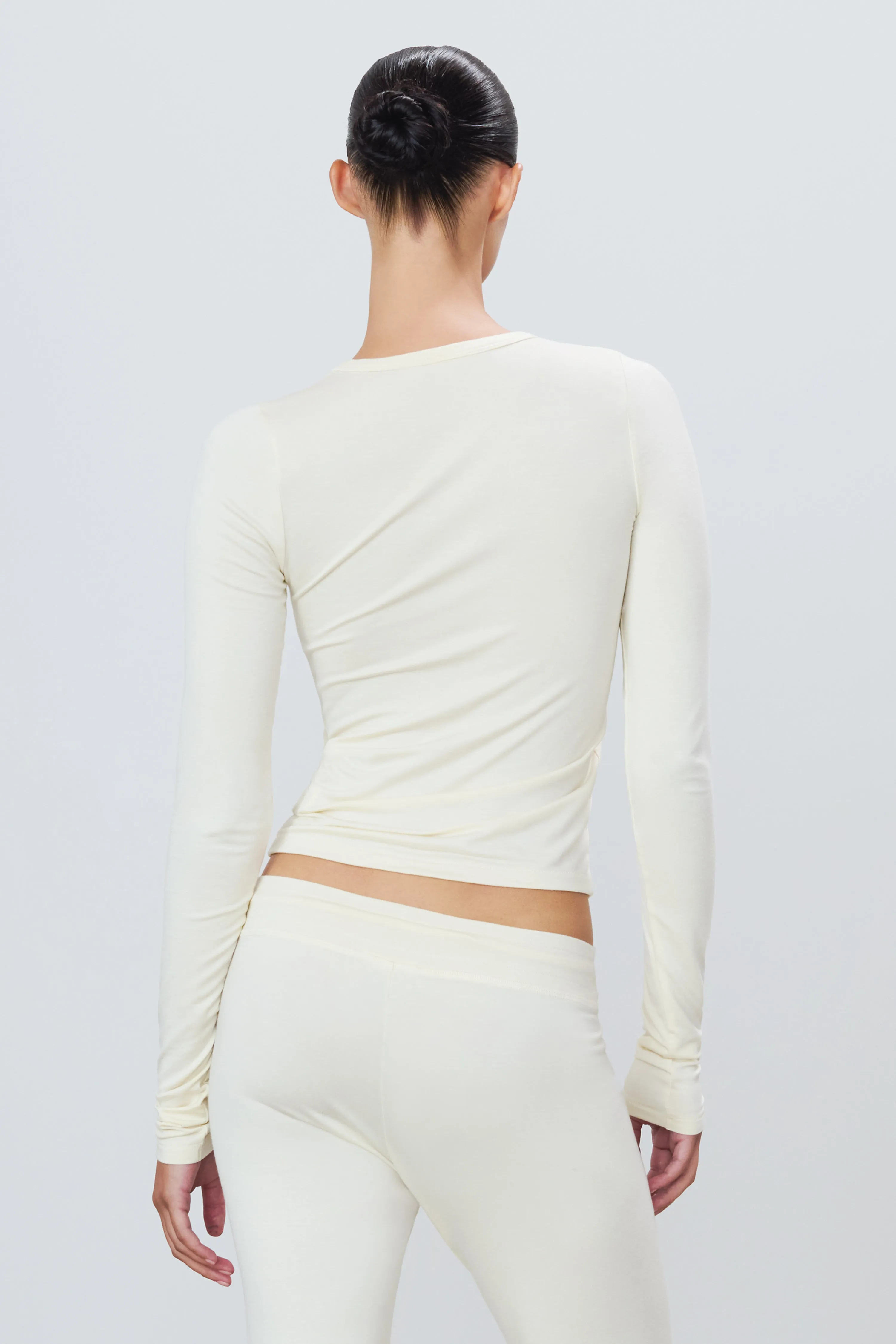 FITTED CREWNECK LONG SLEEVE T-SHIRT sold by Eterne product image thumbnail 4