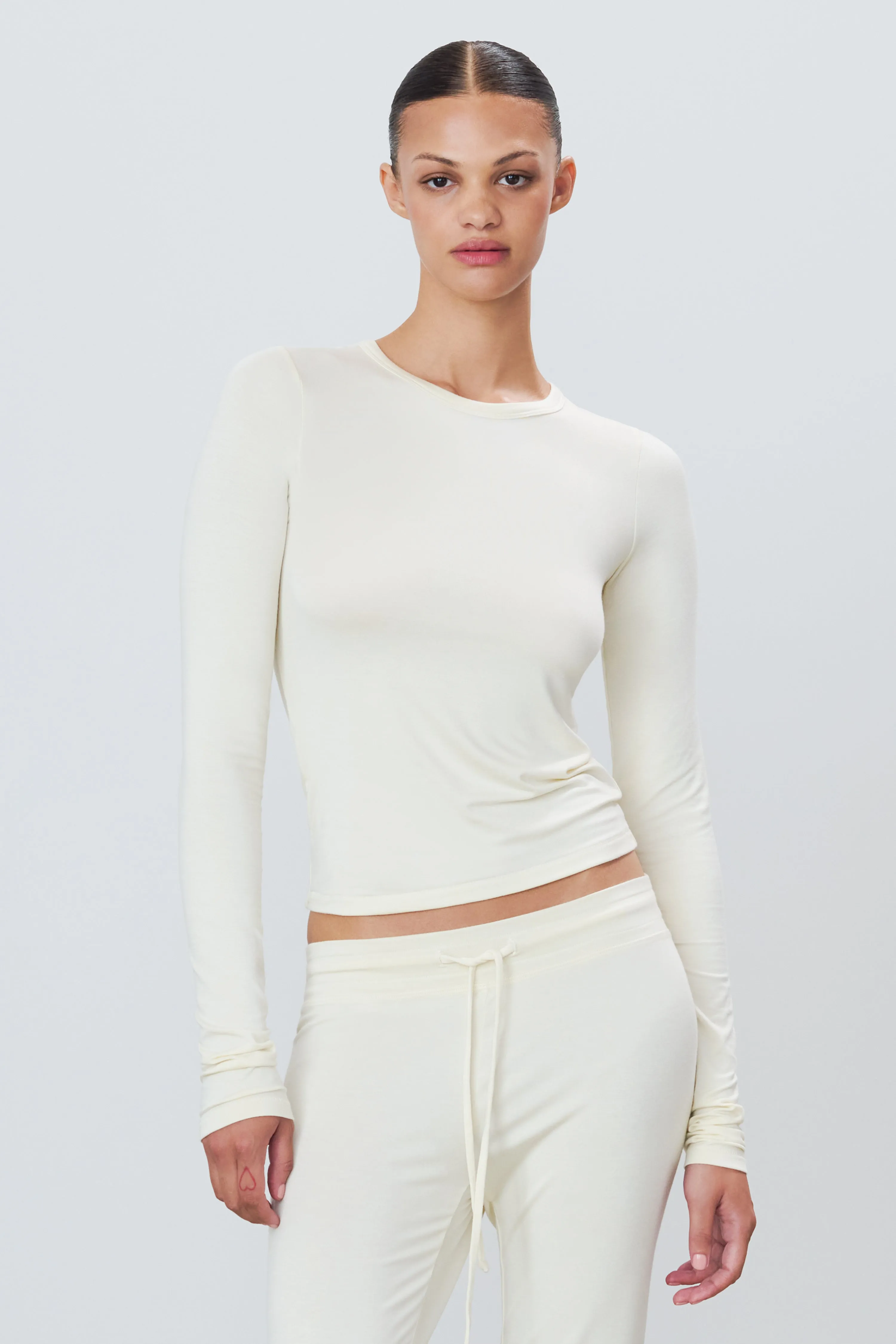 FITTED CREWNECK LONG SLEEVE T-SHIRT sold by Eterne product image thumbnail 2