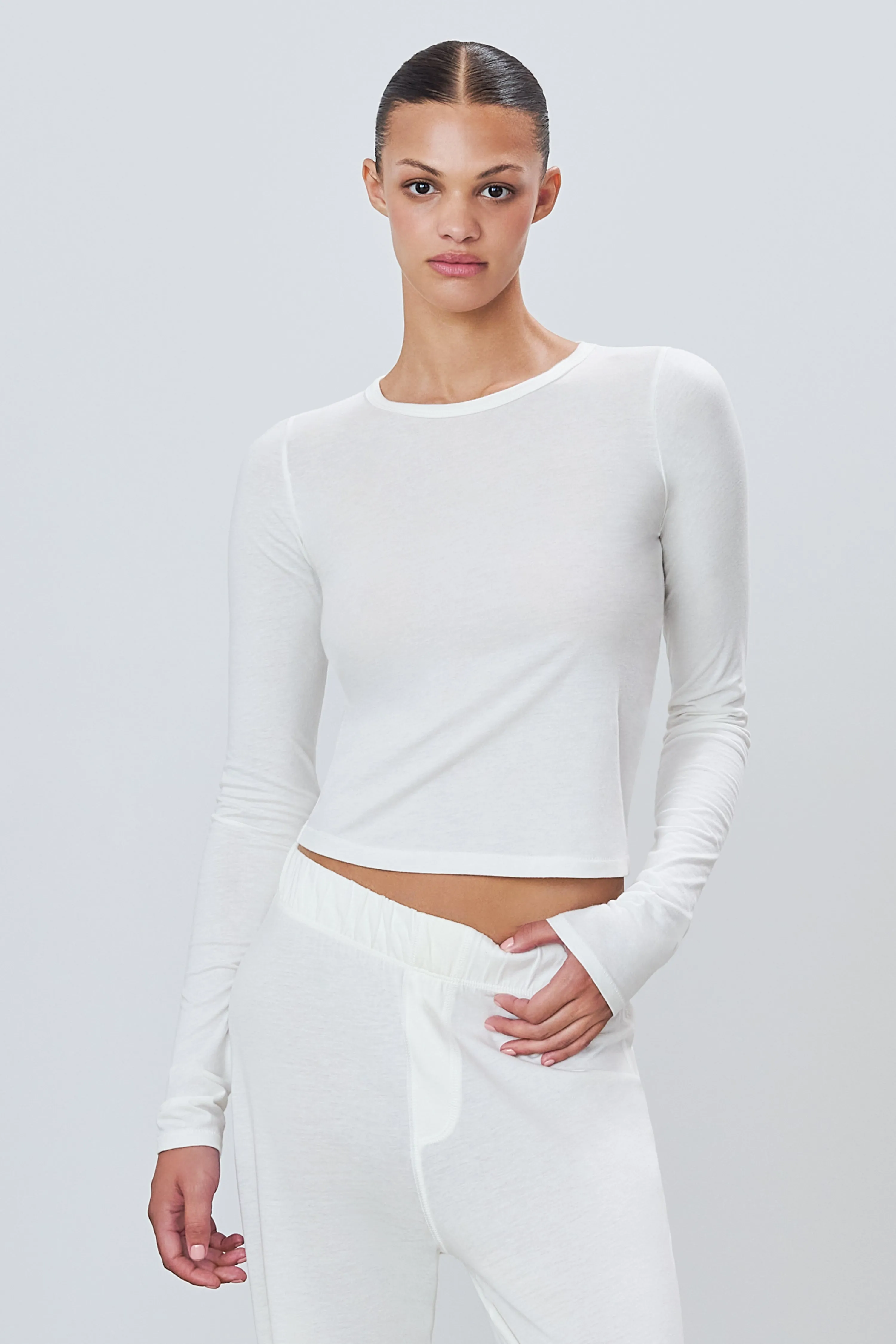 FITTED CREWNECK LONG SLEEVE T-SHIRT sold by Eterne product image thumbnail 2