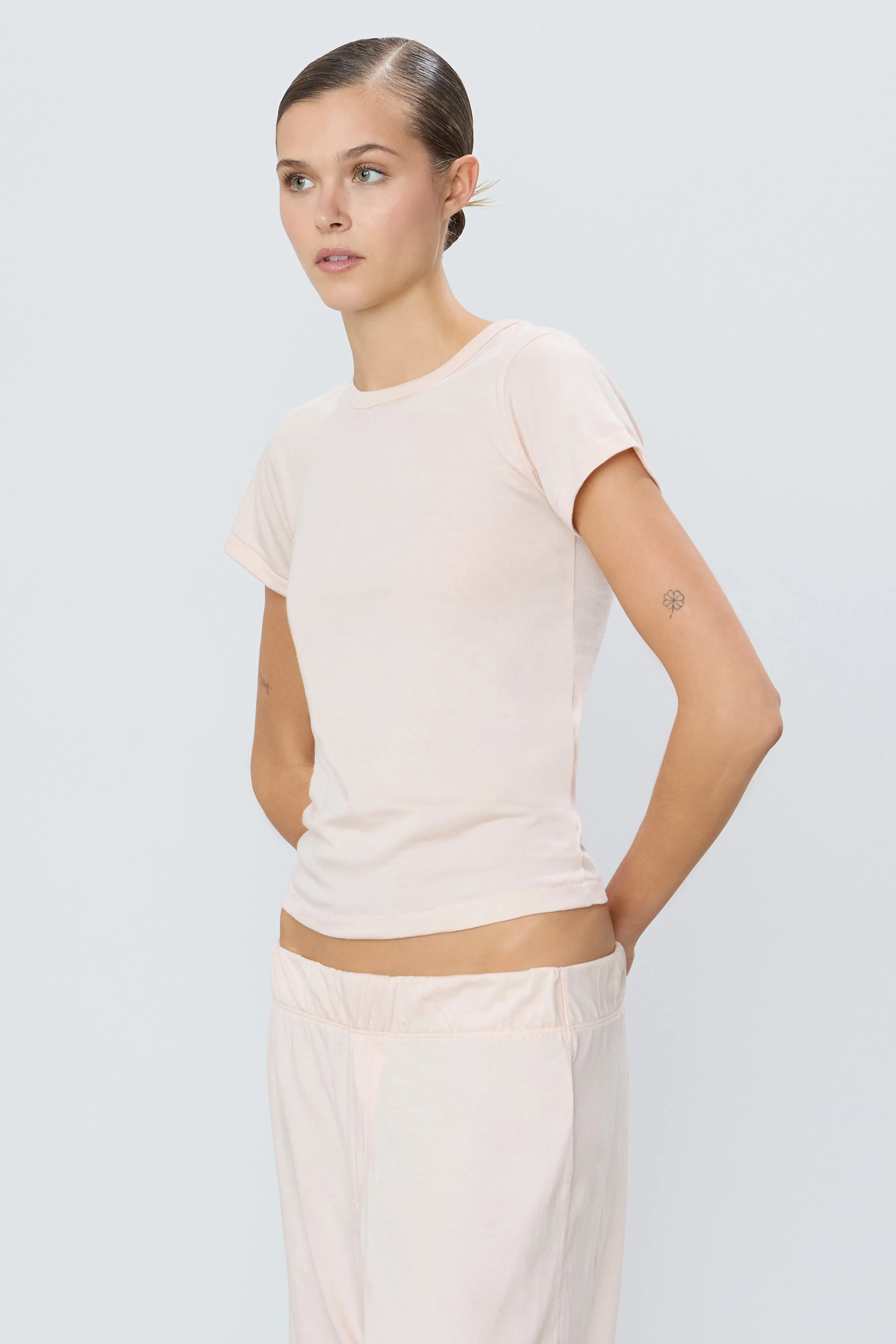 FITTED CREWNECK SHORT SLEEVE T-SHIRT sold by Eterne product image thumbnail 3