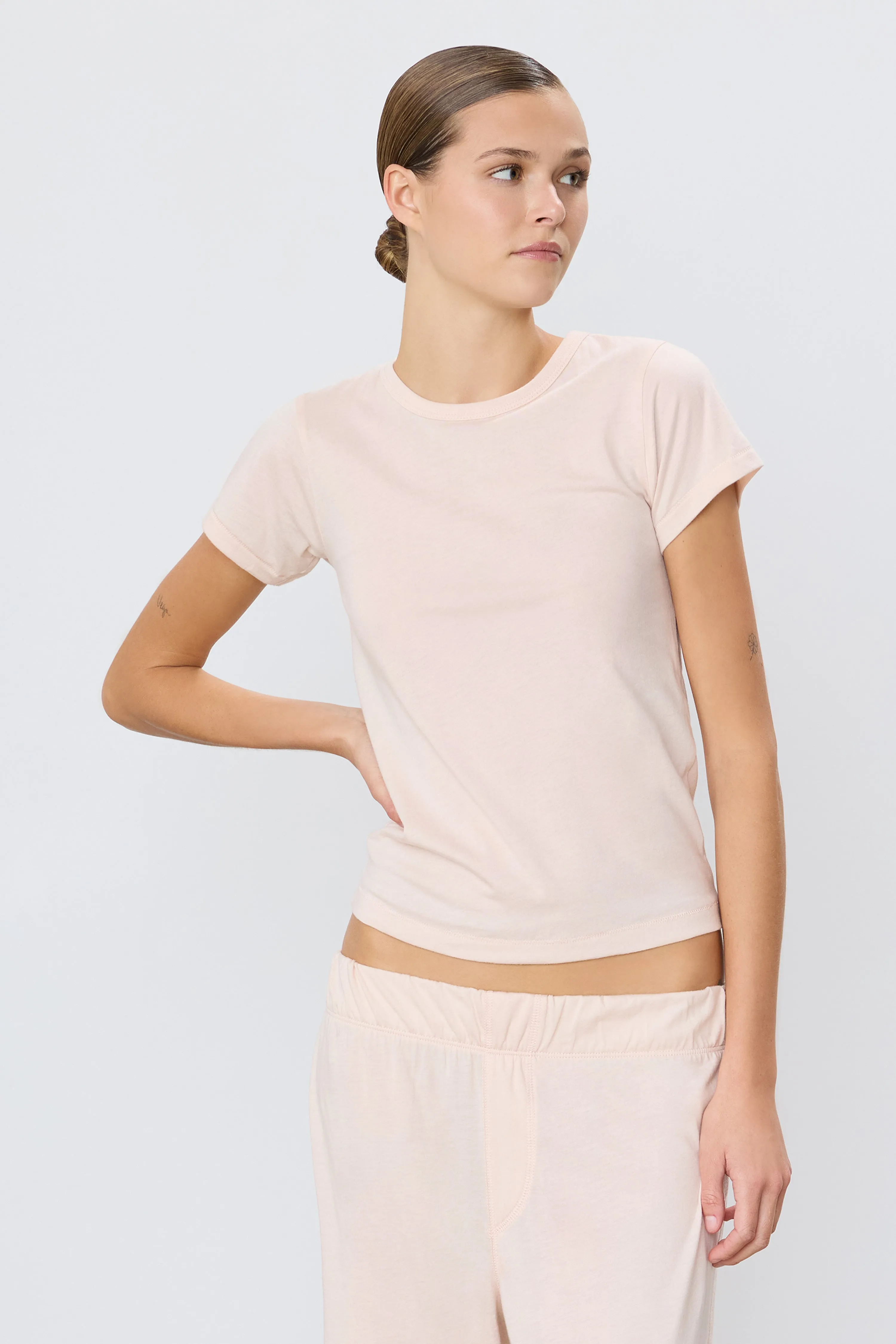 FITTED CREWNECK SHORT SLEEVE T-SHIRT sold by Eterne product image thumbnail 2